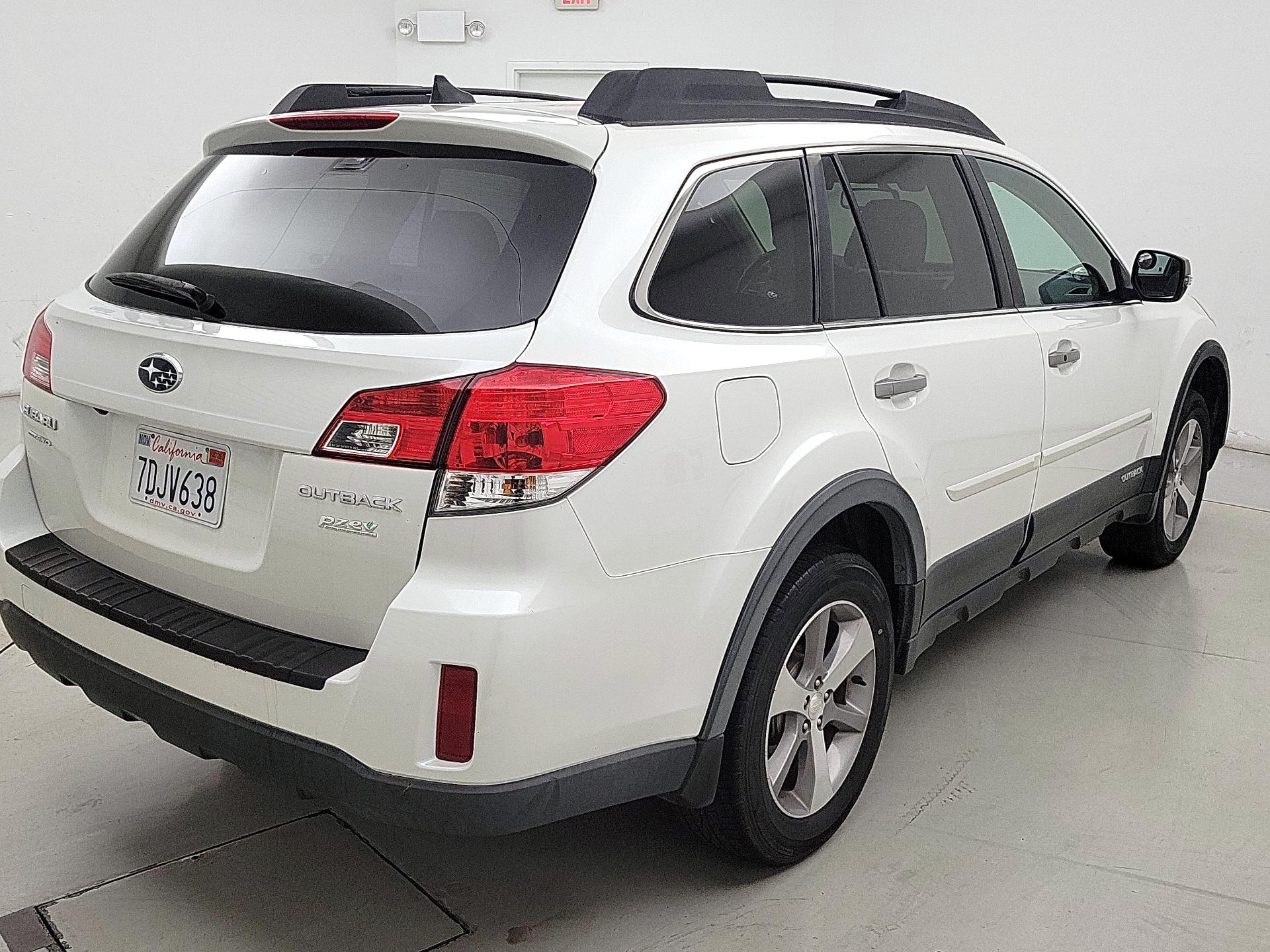 Thumbnail: 2014 Subaru Outback - 5