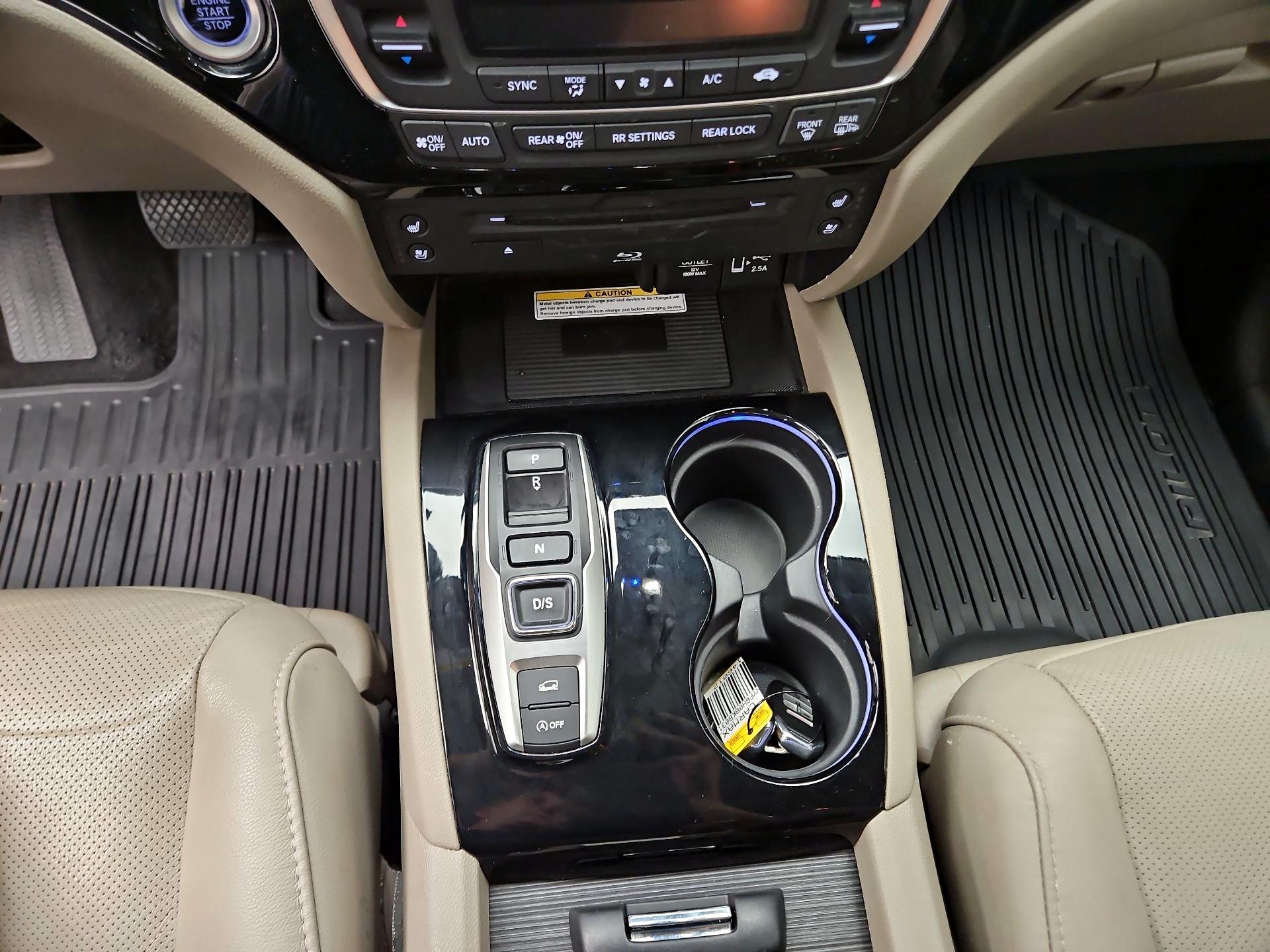 Thumbnail: 2019 Honda Pilot - 16