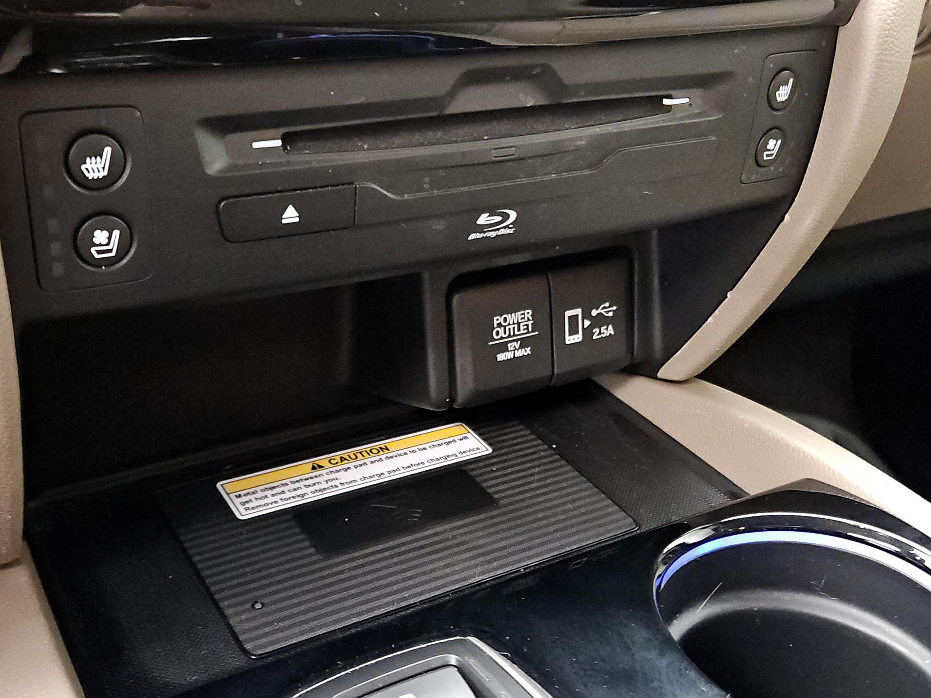 Thumbnail: 2019 Honda Pilot - 17