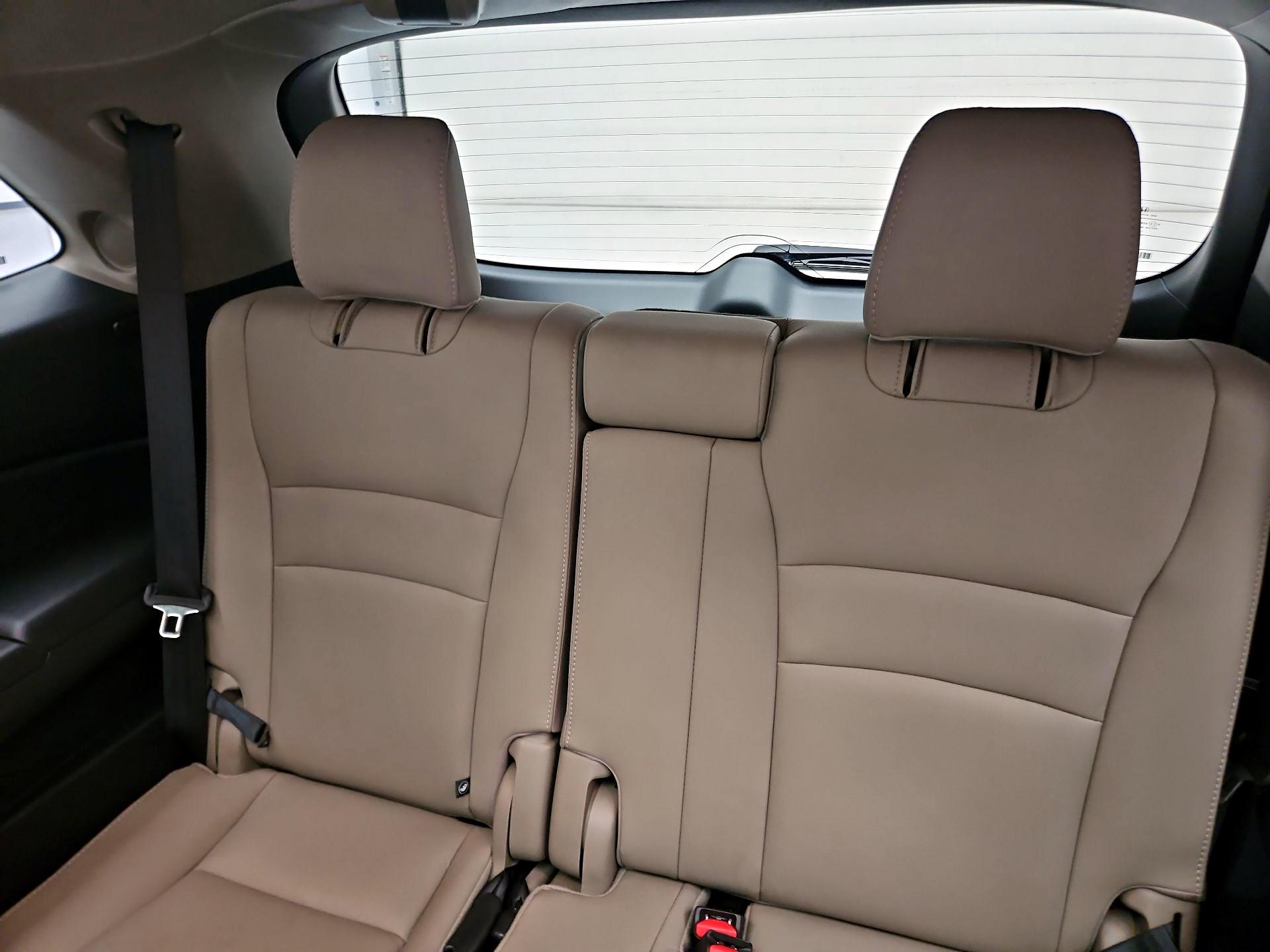Thumbnail: 2019 Honda Pilot - 20