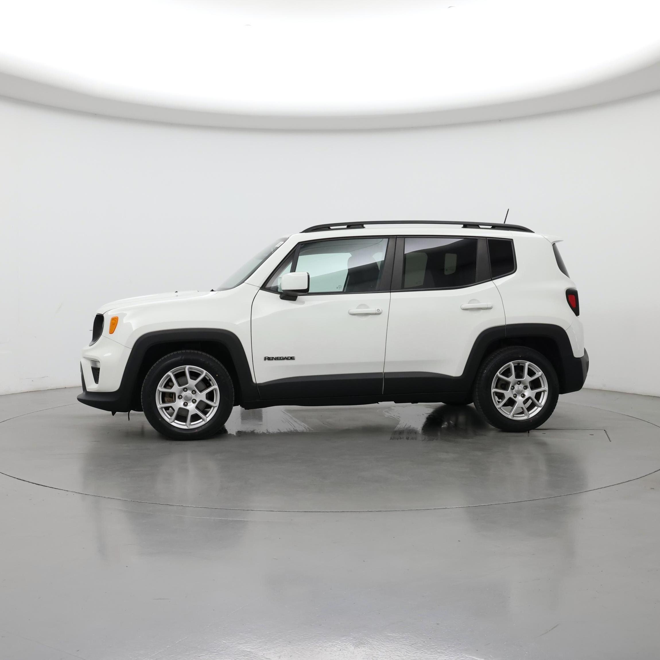 Thumbnail: 2021 Jeep Renegade - 3