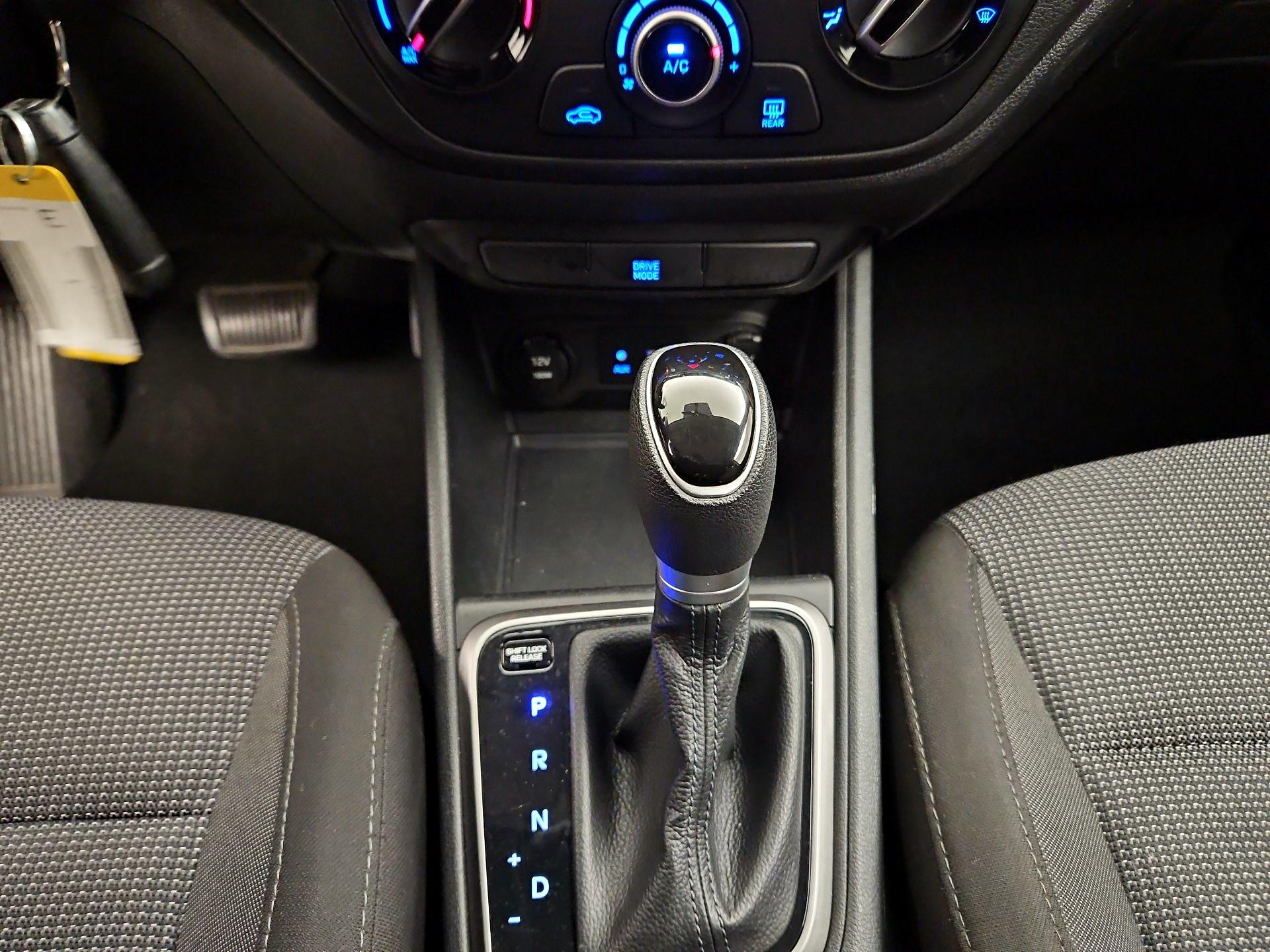 Thumbnail: 2020 Hyundai Accent - 17