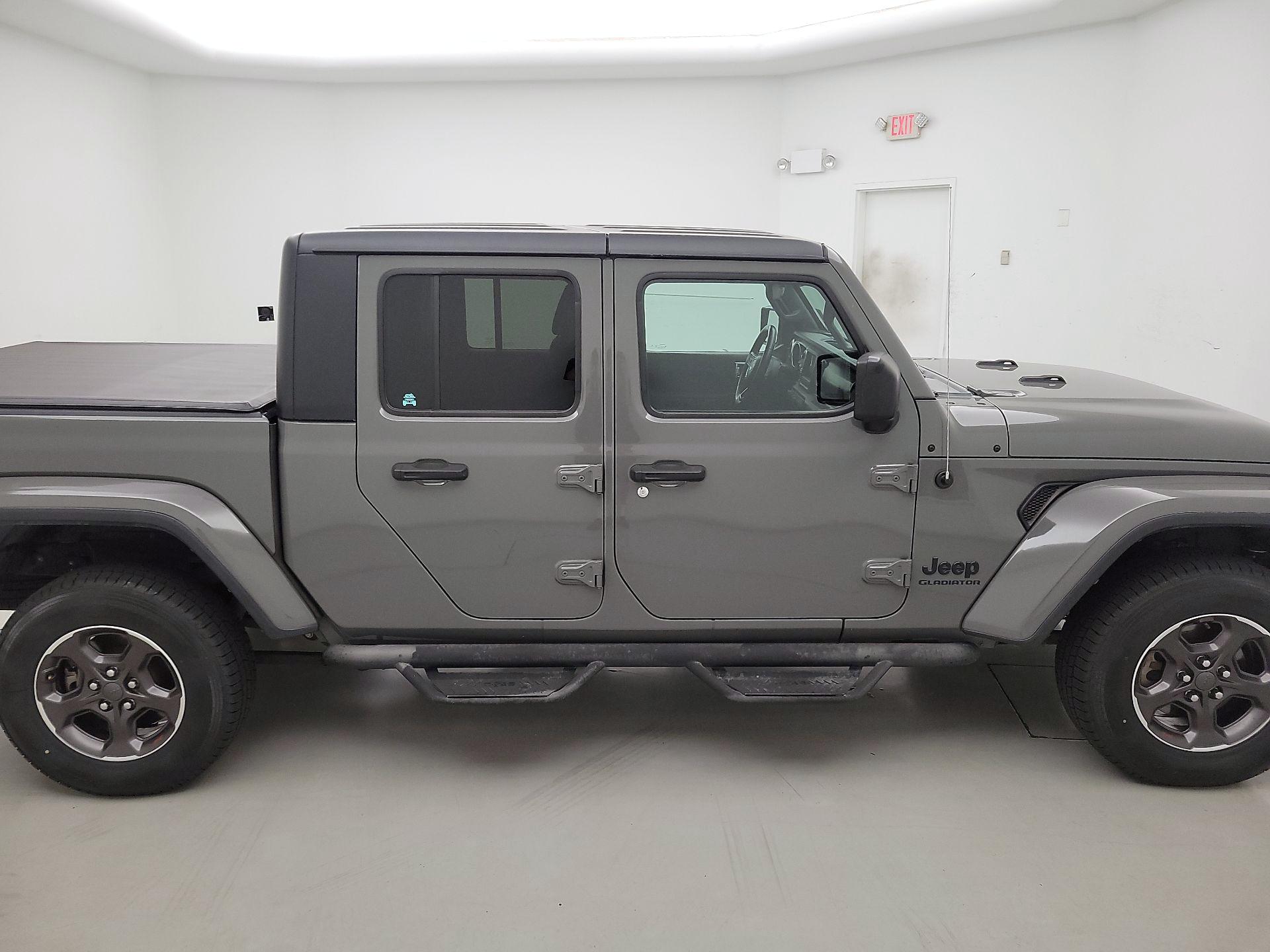Thumbnail: 2020 Jeep Gladiator - 4