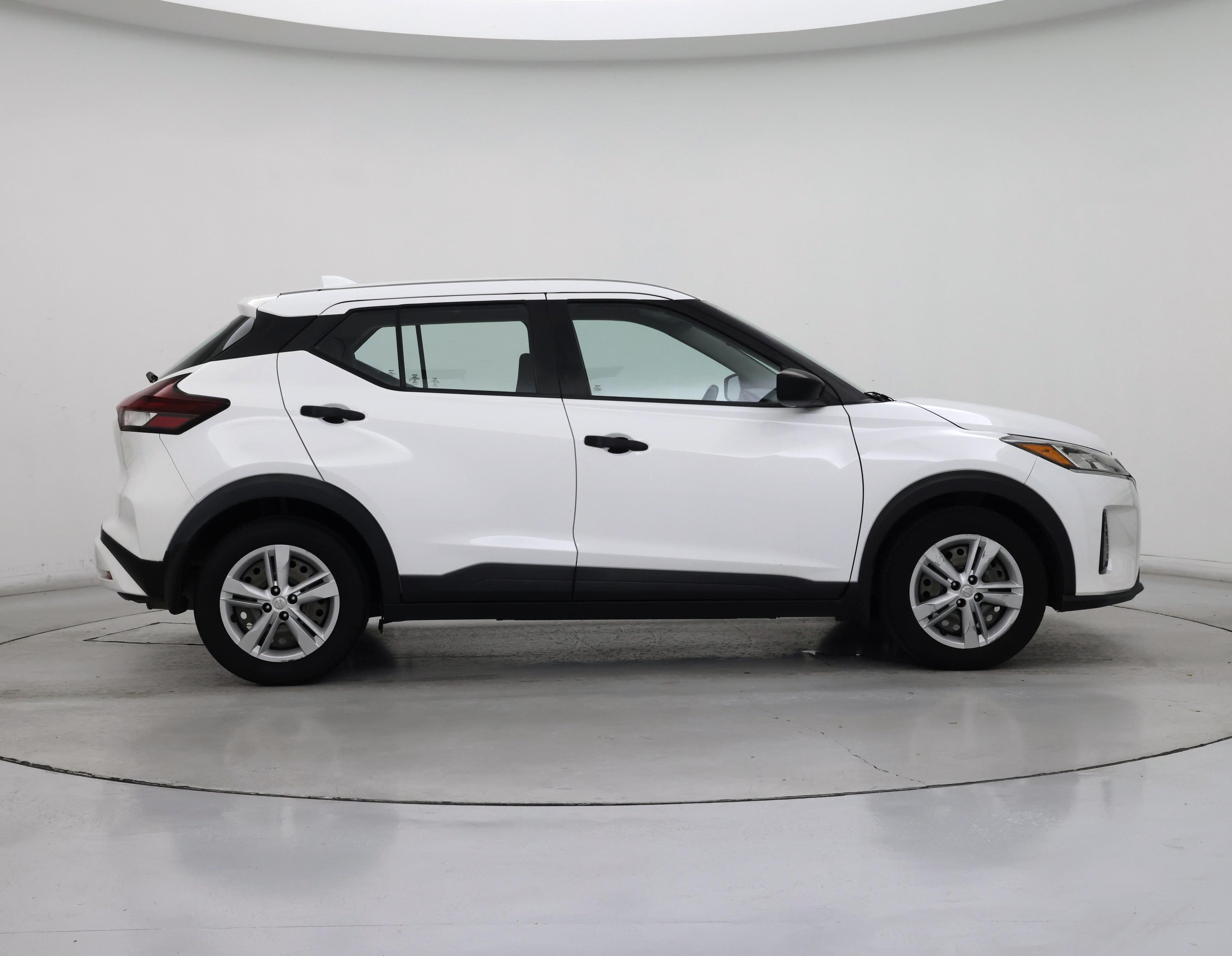 Thumbnail: 2022 Nissan Kicks - 7