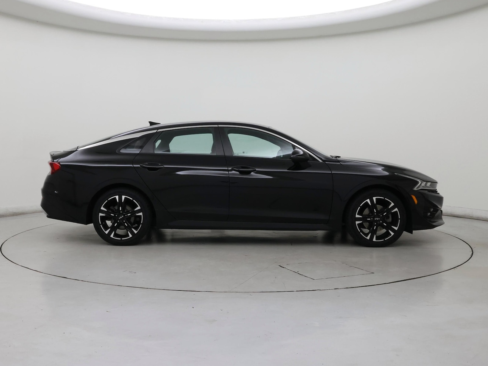 2024 Kia K5 GT-Line - Photo 8
