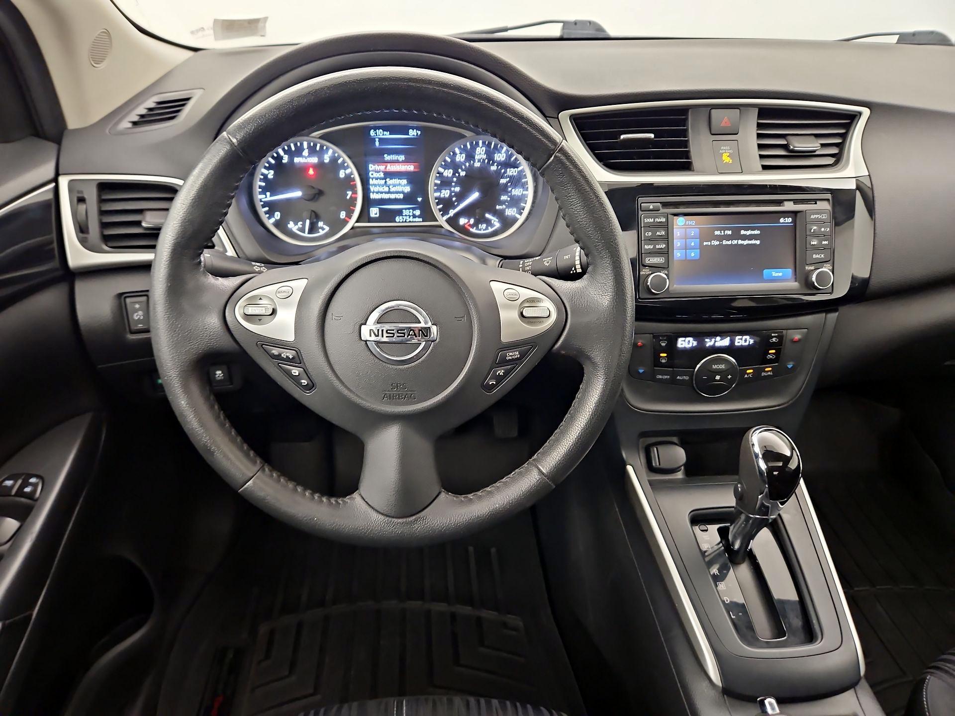 Thumbnail: 2018 Nissan Sentra - 9