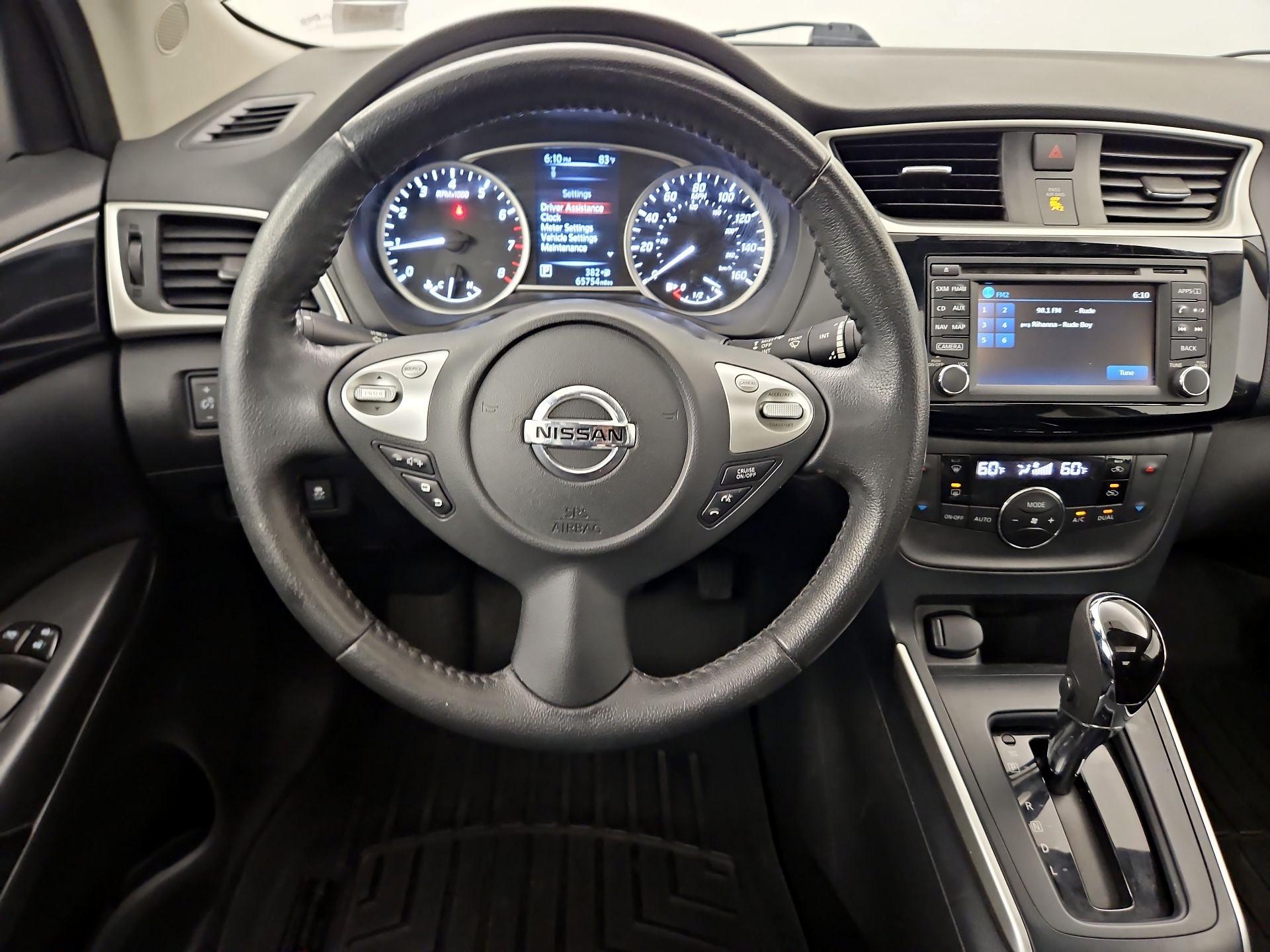 Thumbnail: 2018 Nissan Sentra - 10
