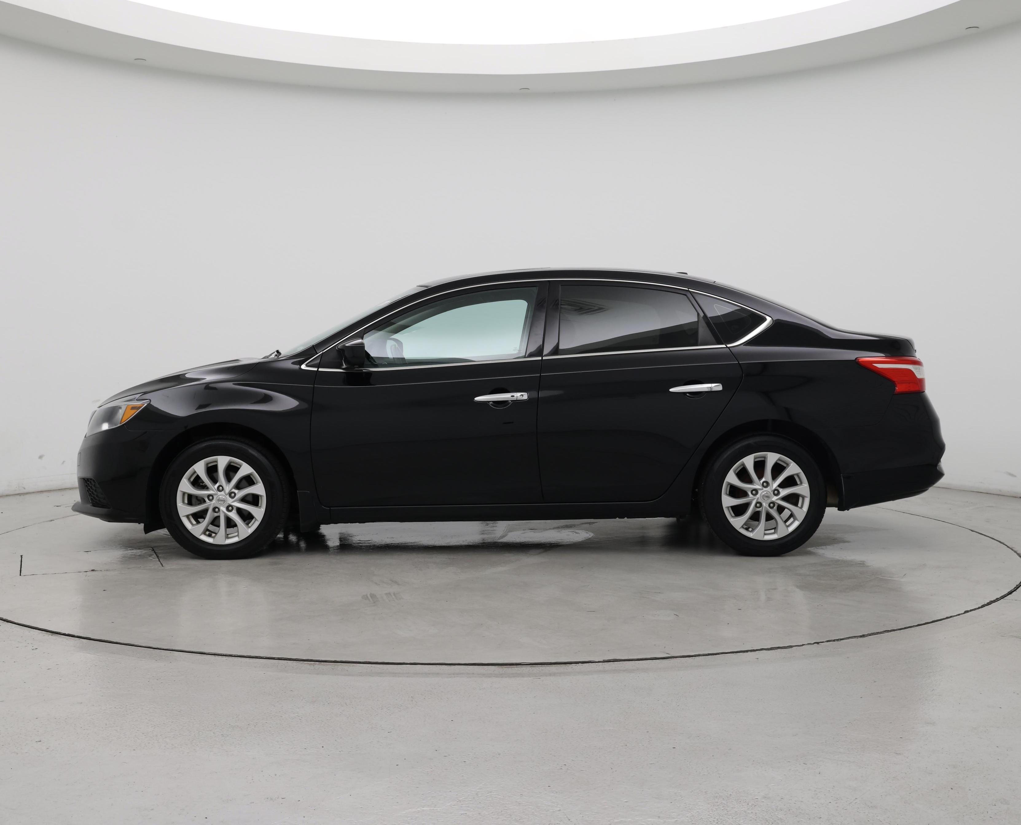 Thumbnail: 2018 Nissan Sentra - 3