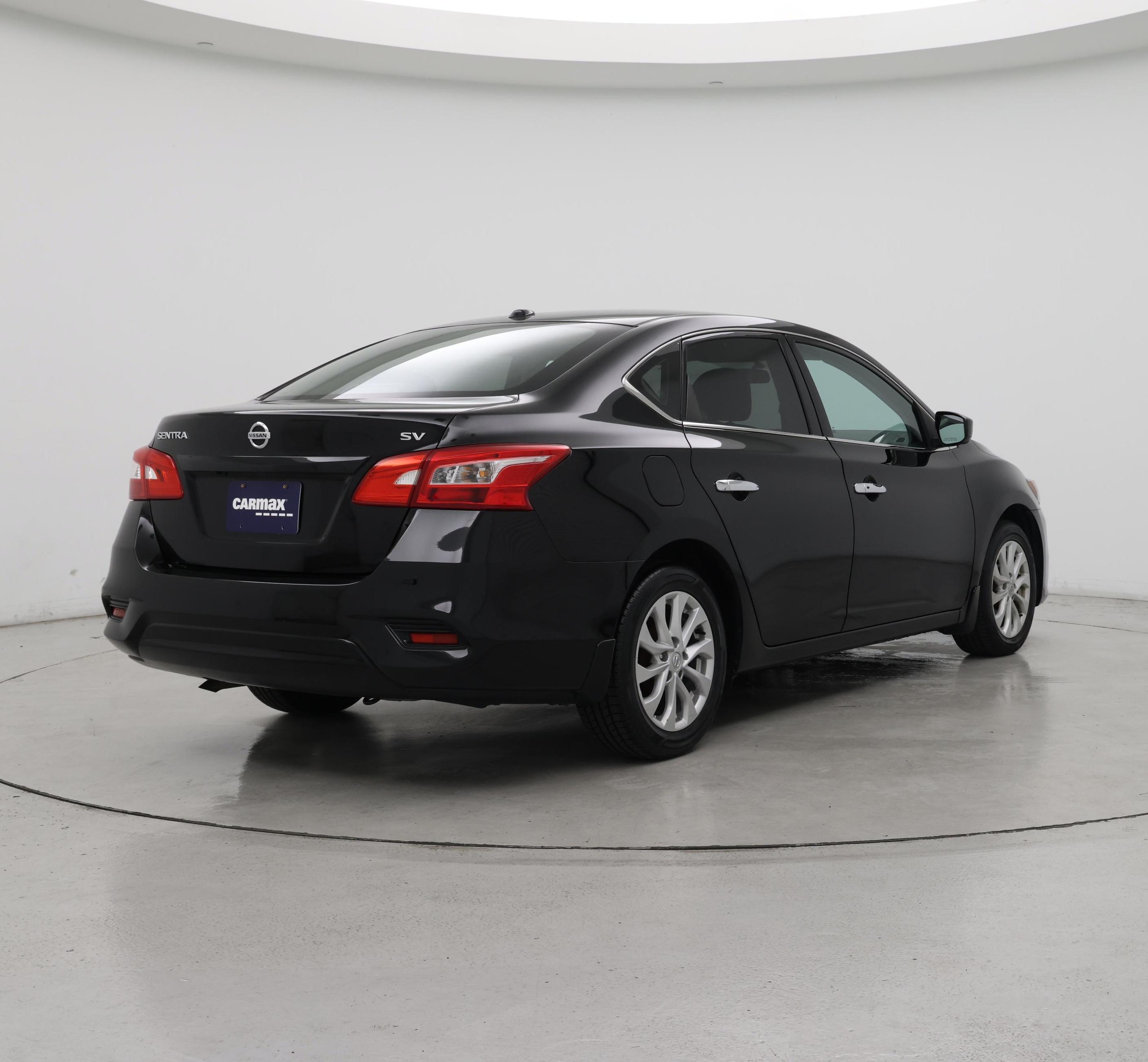 Thumbnail: 2018 Nissan Sentra - 8