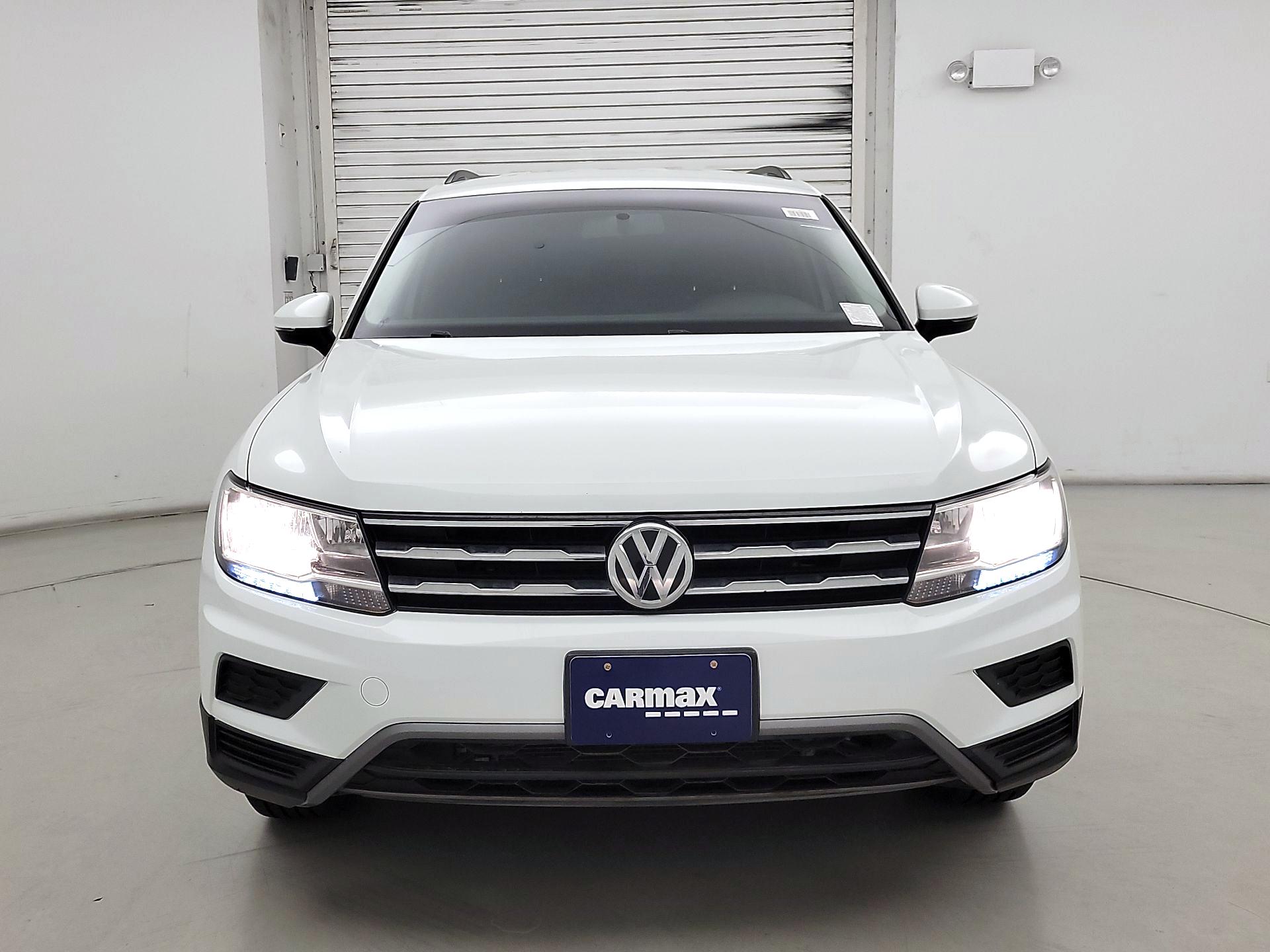 Thumbnail: 2018 Volkswagen Tiguan - 2