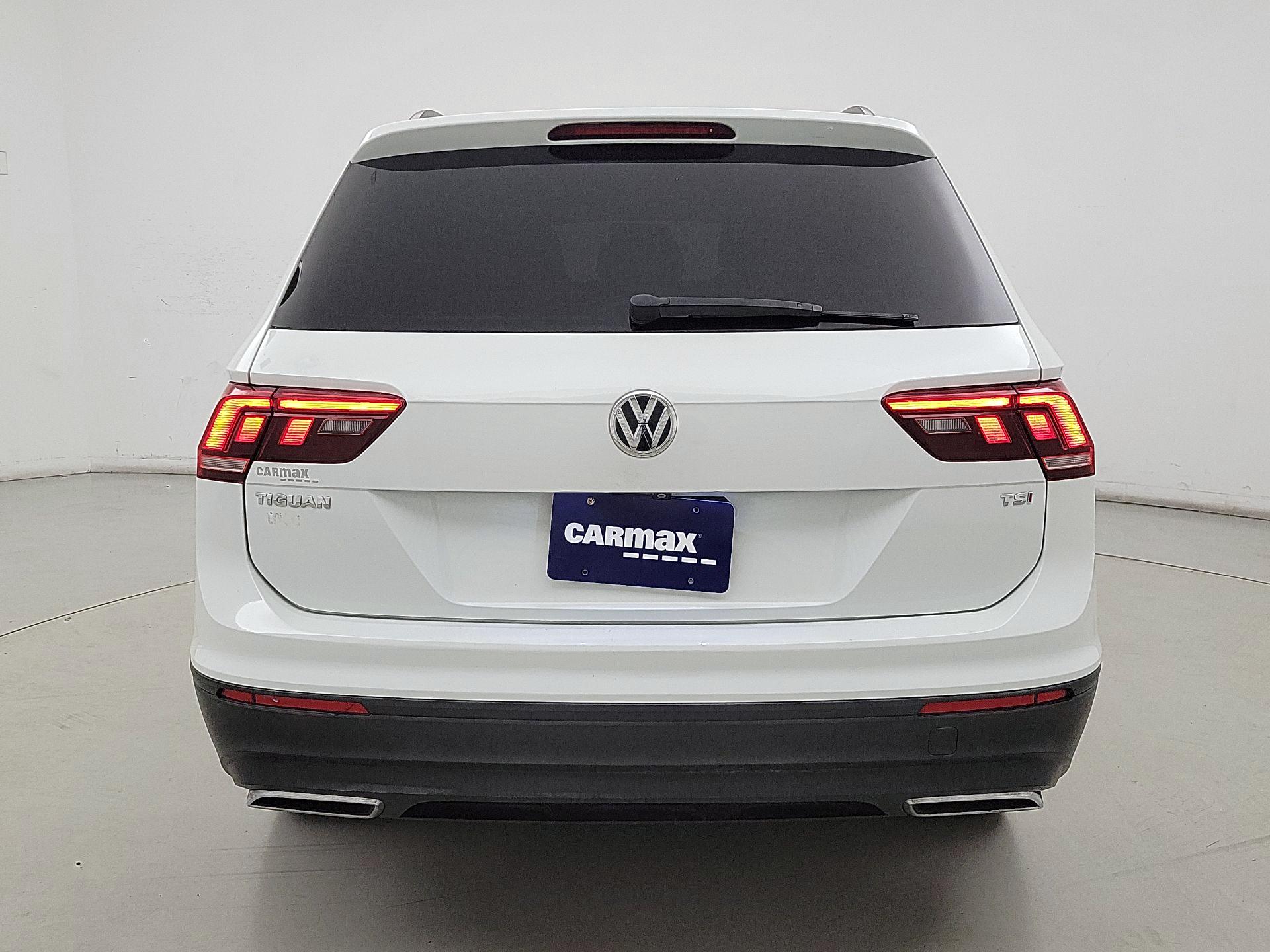 Thumbnail: 2018 Volkswagen Tiguan - 6