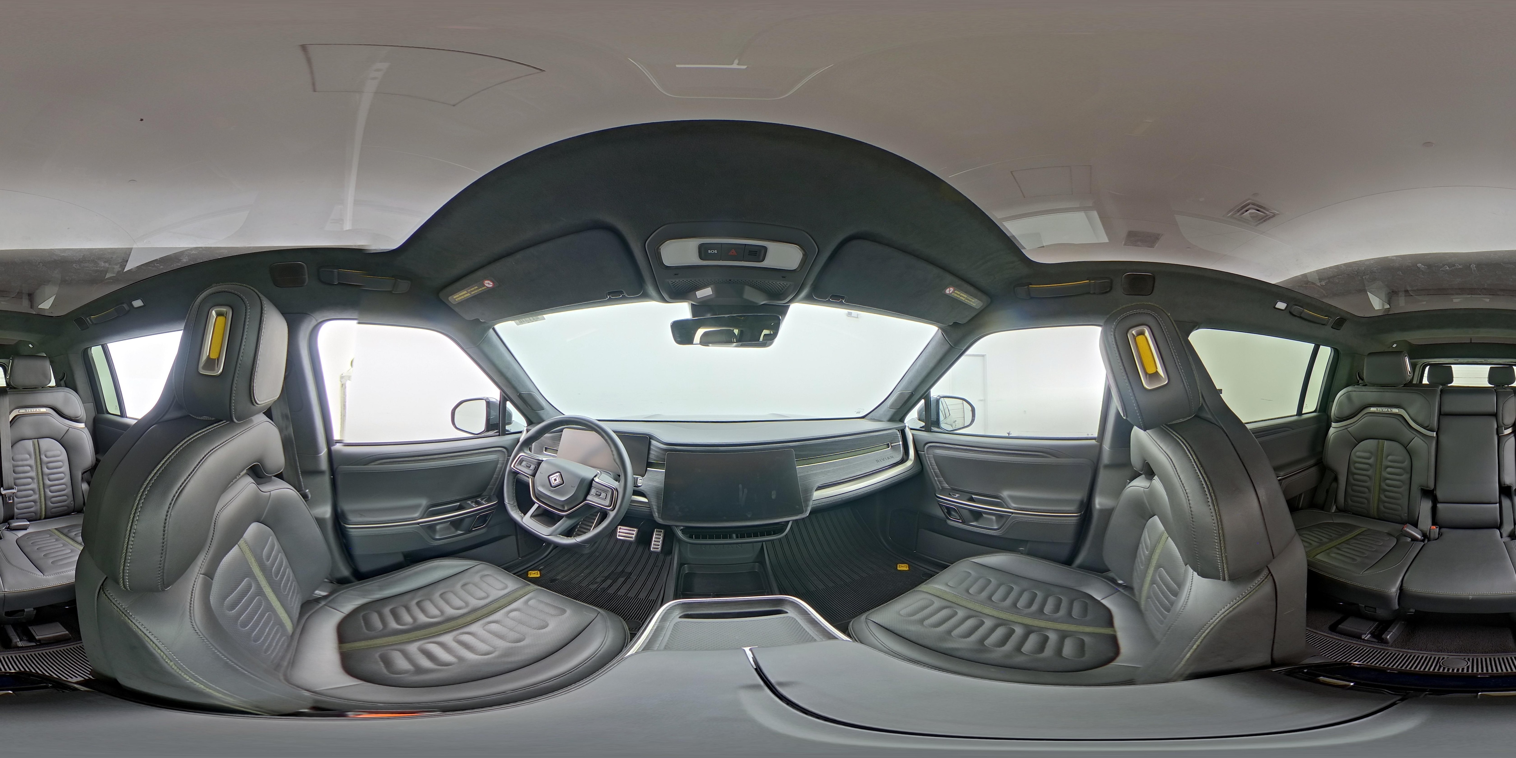 2023 Rivian R1S Adventure - Photo 26