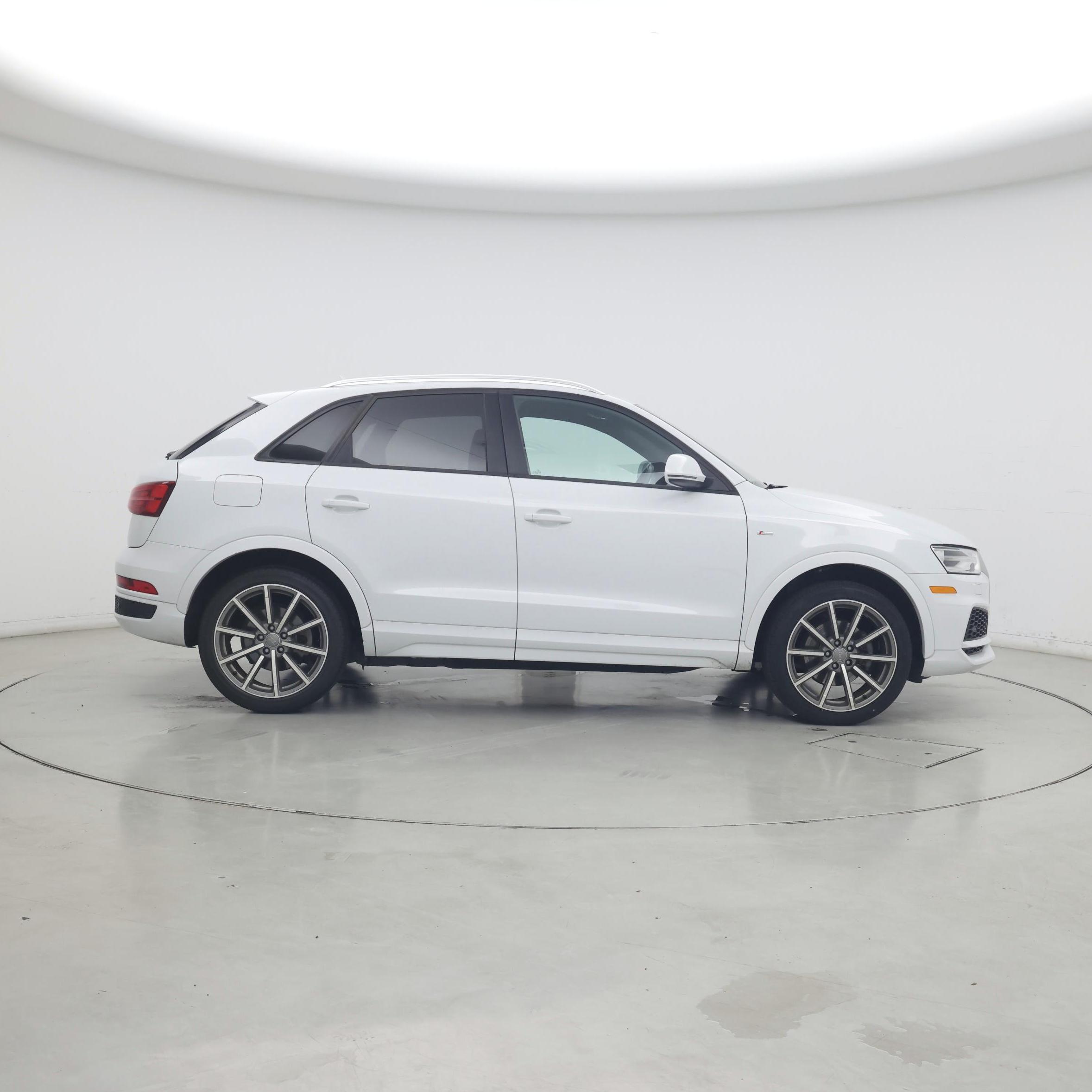 Thumbnail: 2018 Audi Q3 - 7