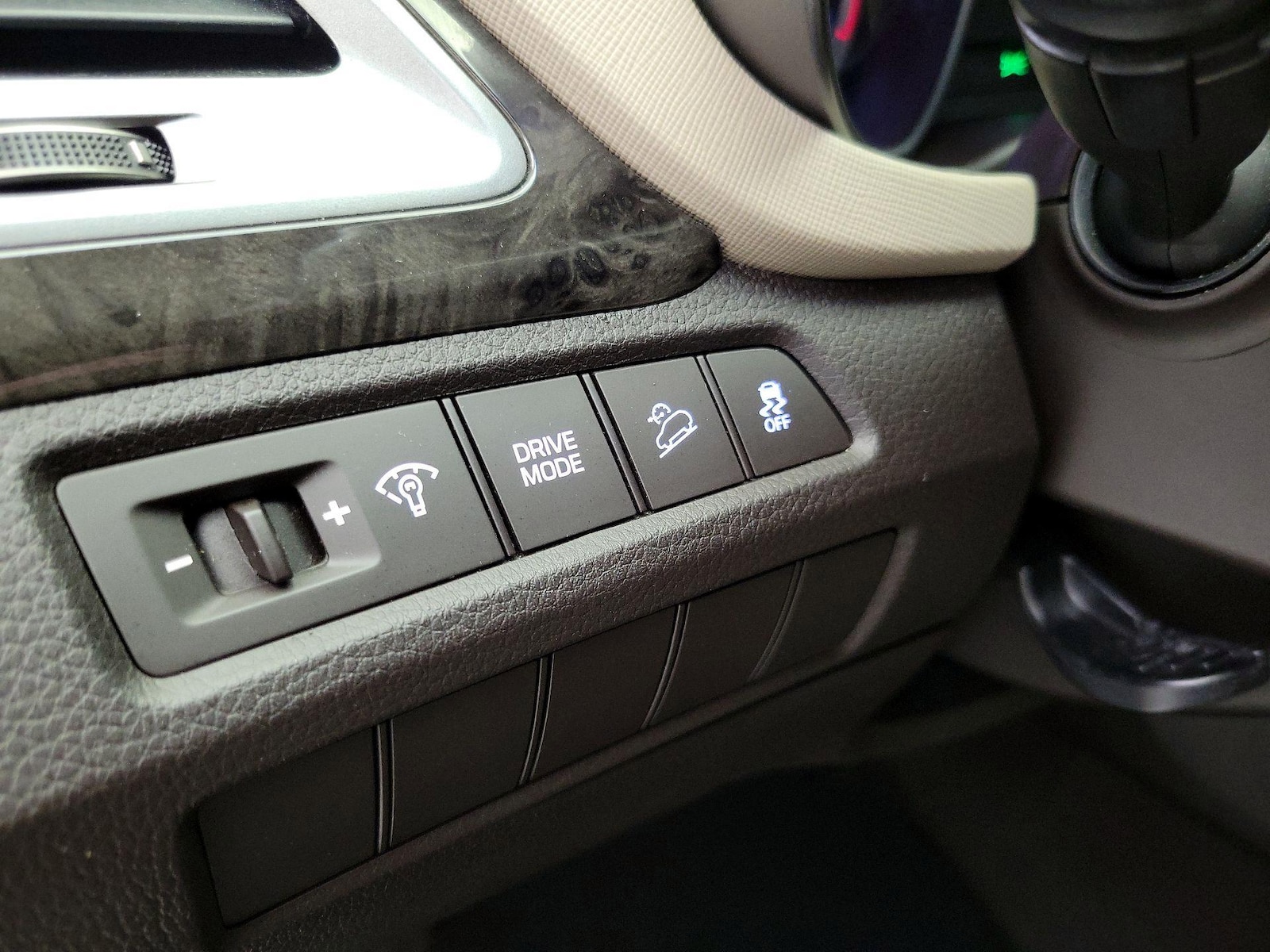 2017 Hyundai Santa Fe Sport - Photo 14