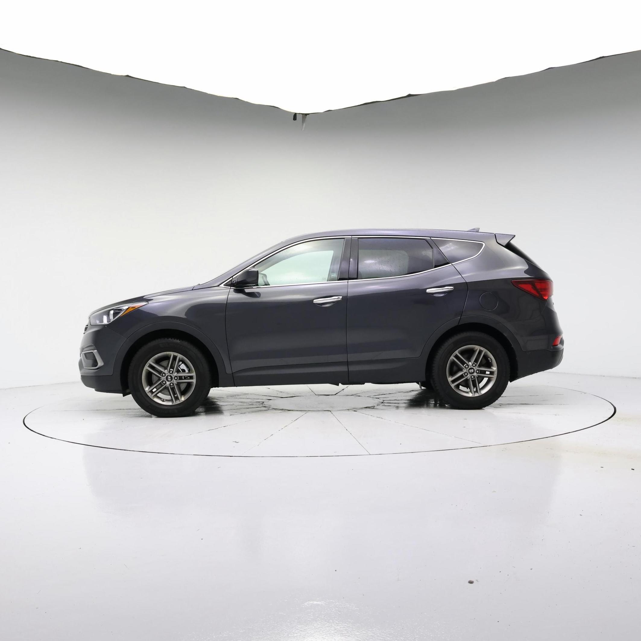 Thumbnail: 2017 Hyundai Santa Fe - 3