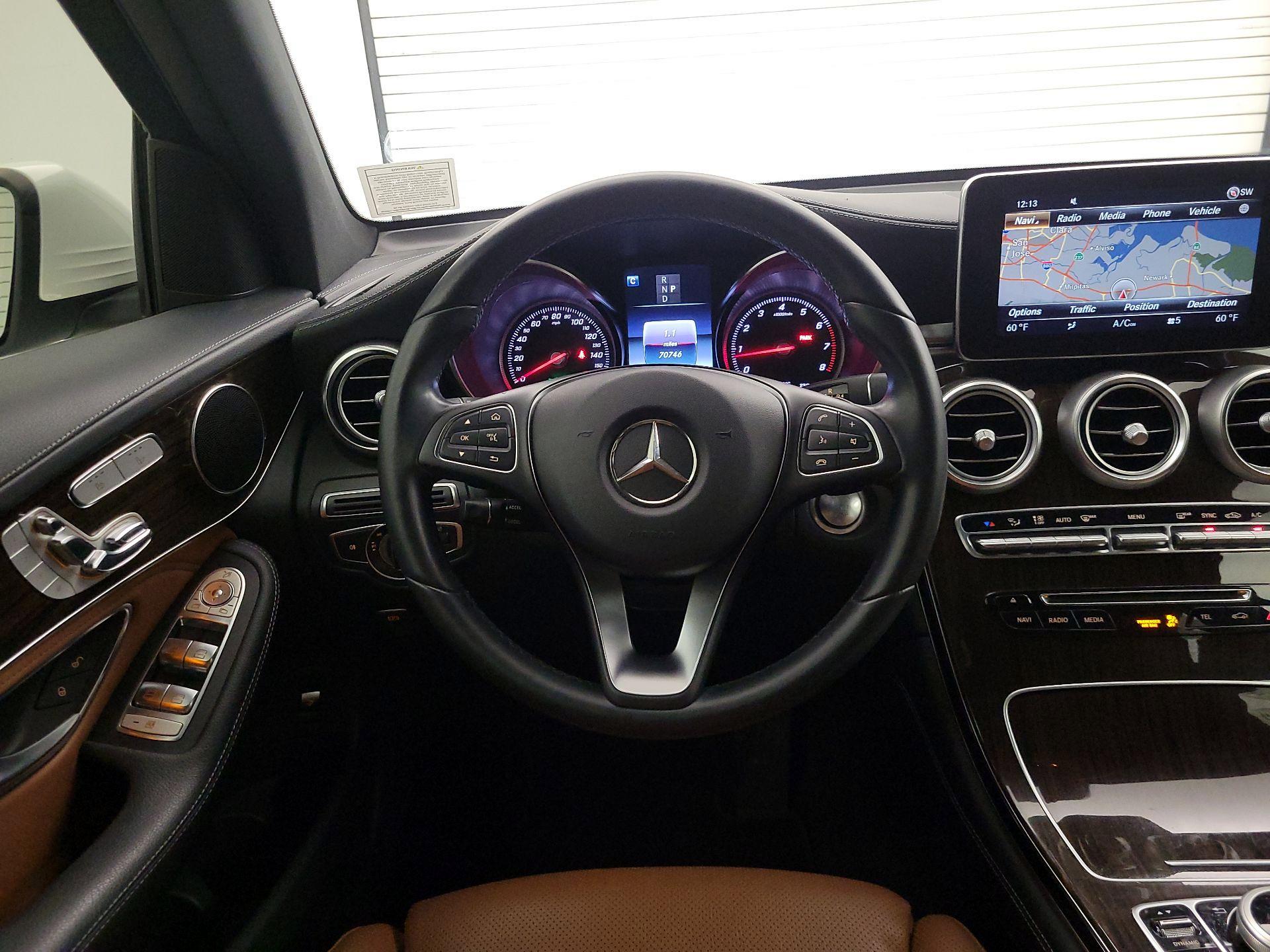 Thumbnail: 2016 Mercedes-Benz GLC - 10