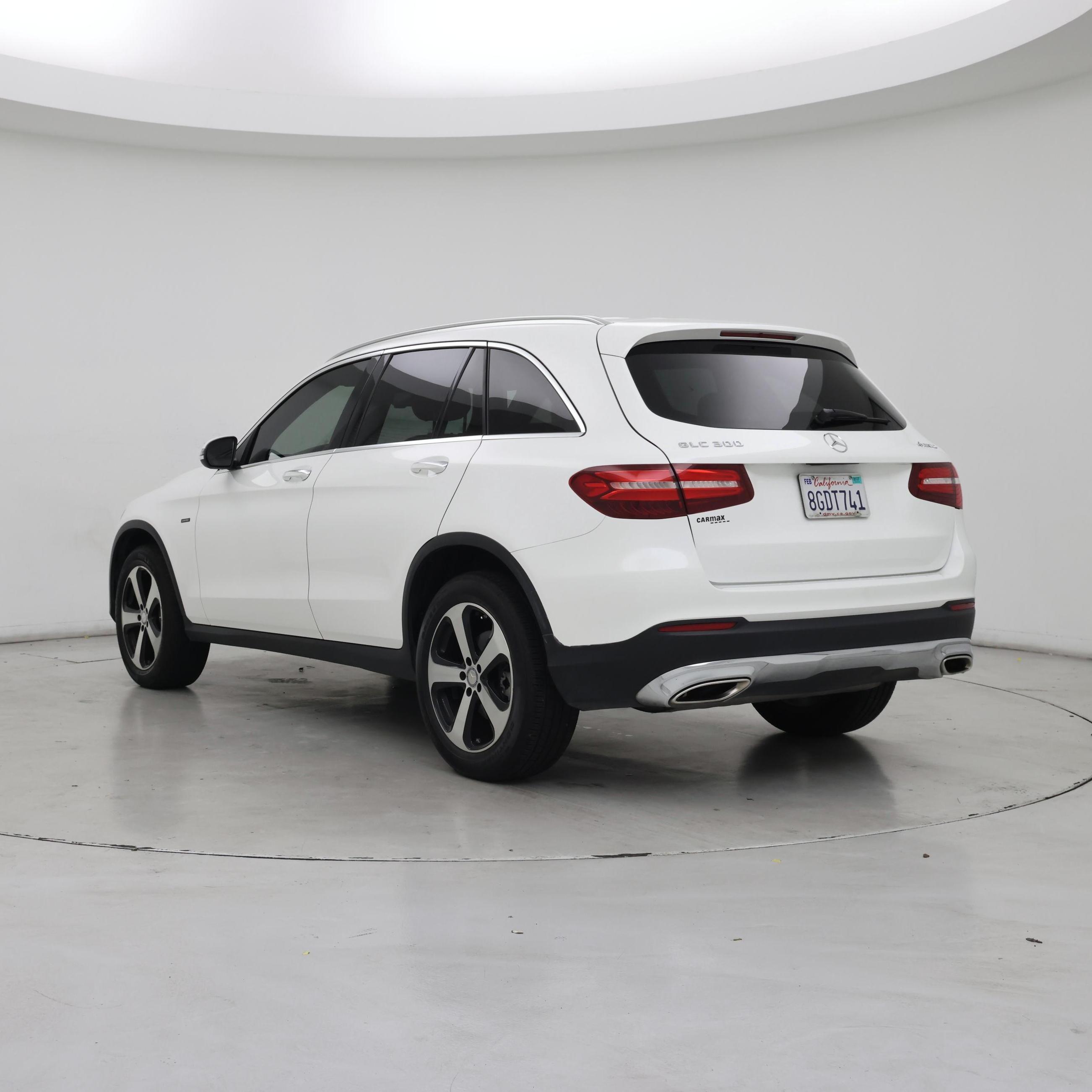 Thumbnail: 2016 Mercedes-Benz GLC - 2