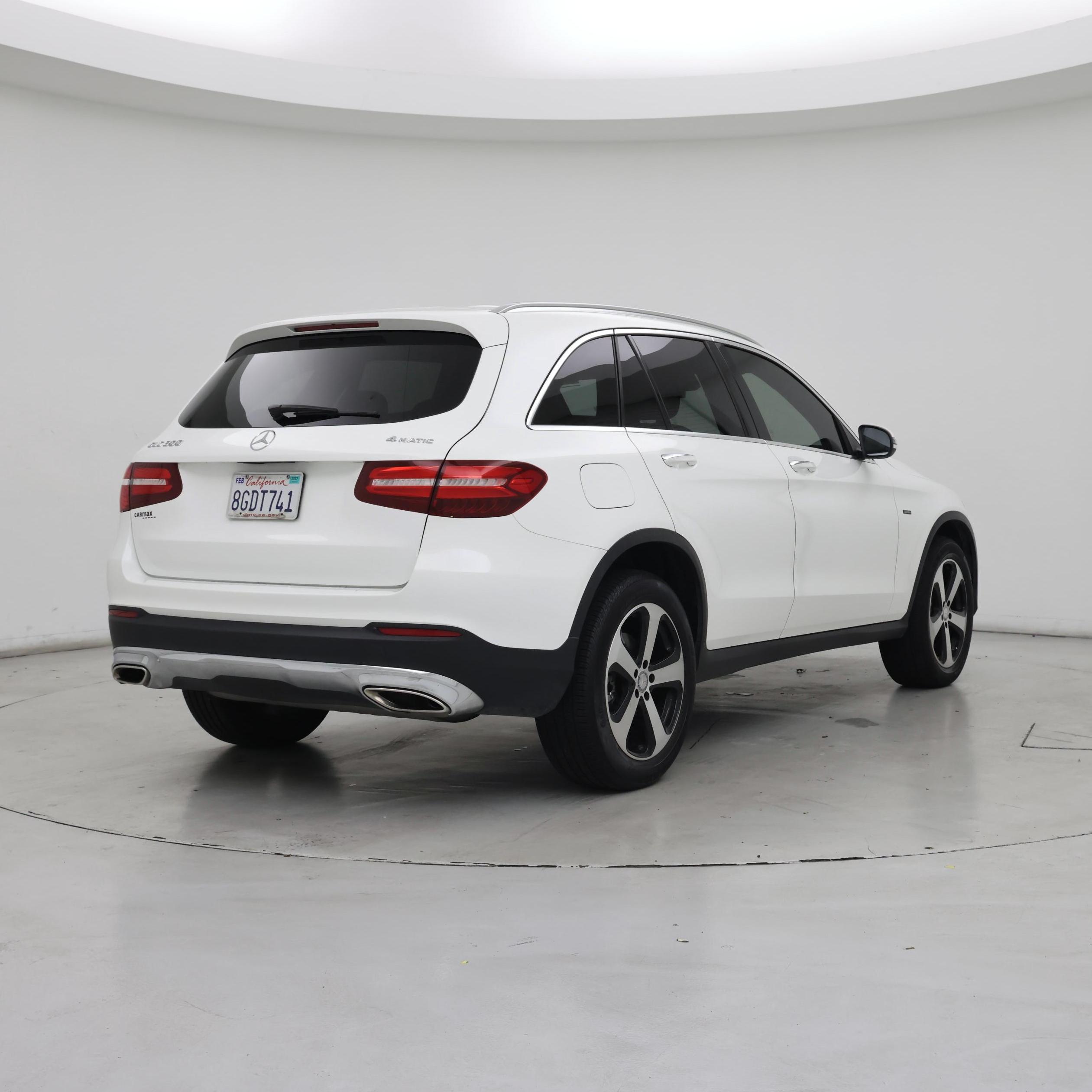 Thumbnail: 2016 Mercedes-Benz GLC - 8