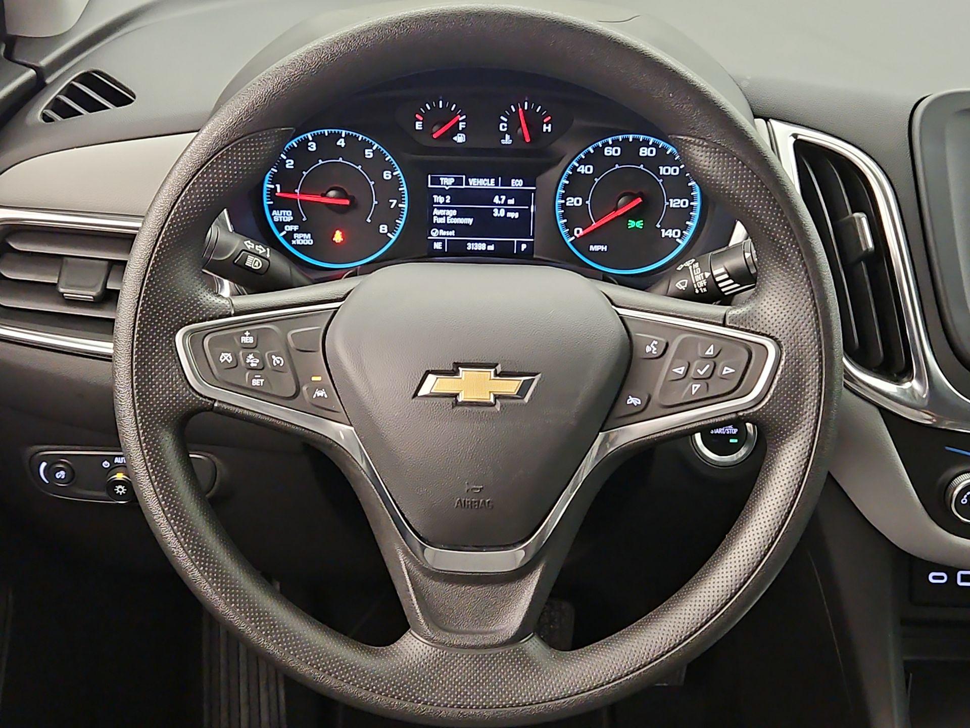 Thumbnail: 2022 Chevrolet Equinox - 10