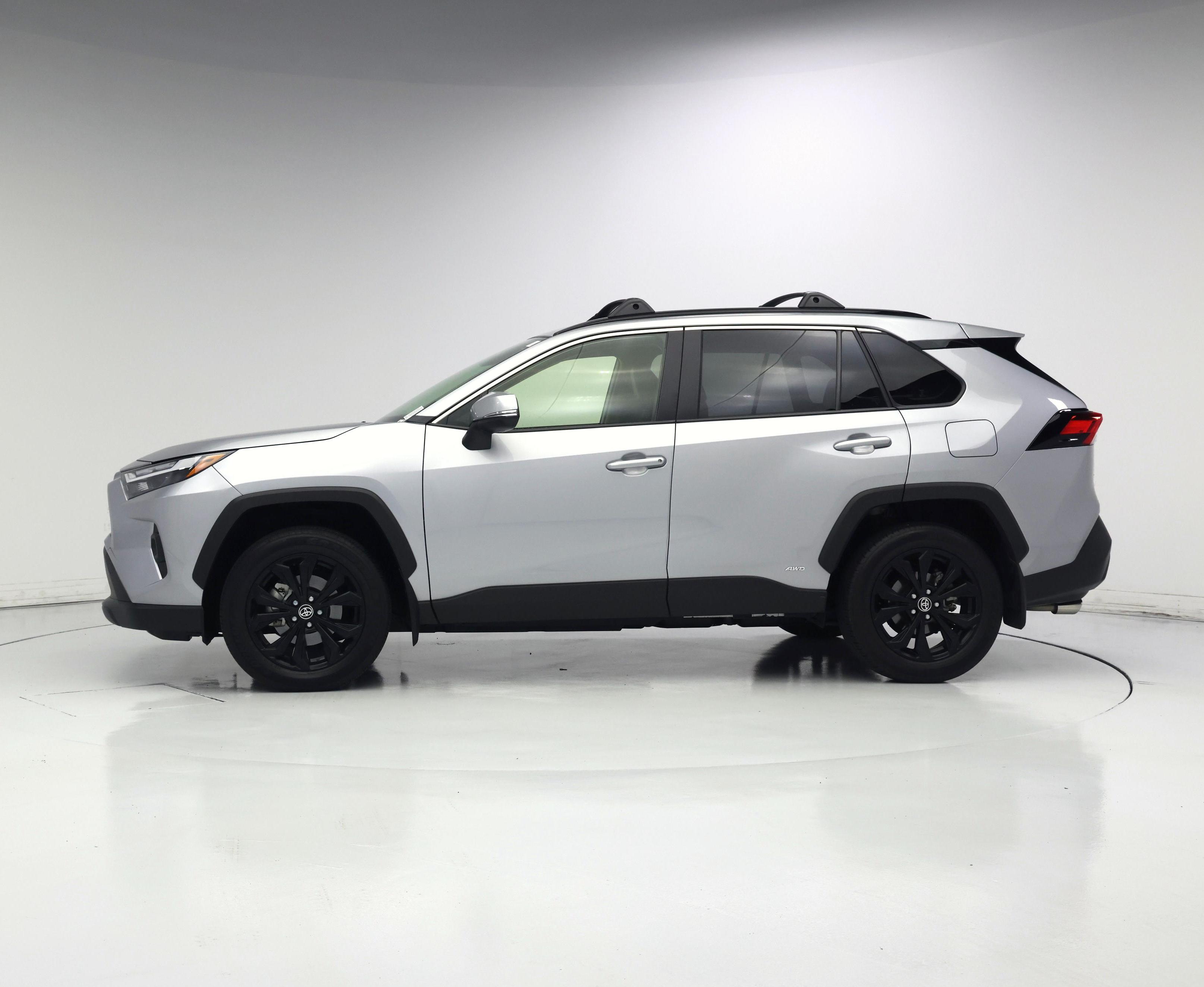 Thumbnail: 2023 Toyota RAV4 - 3