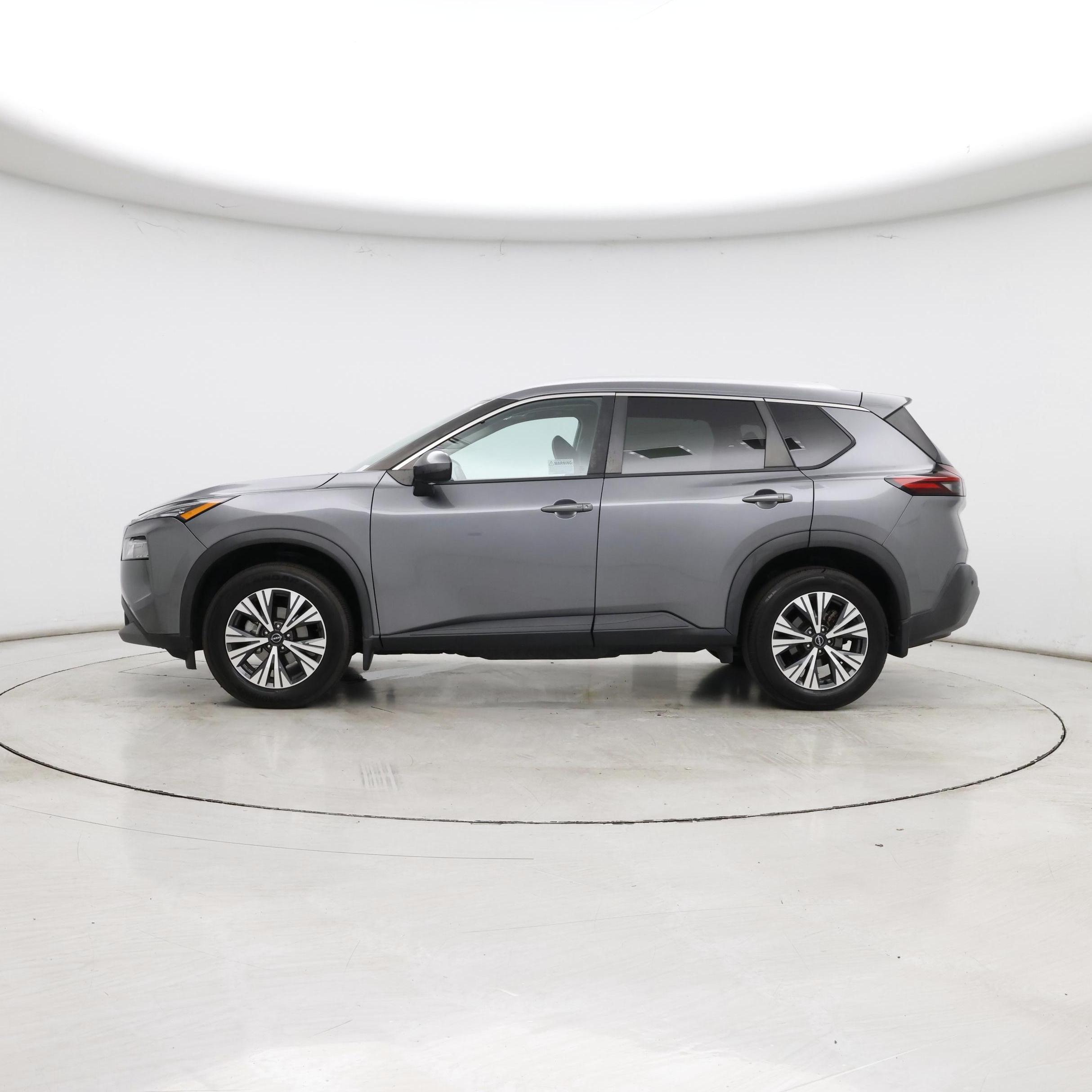 Thumbnail: 2022 Nissan Rogue - 3
