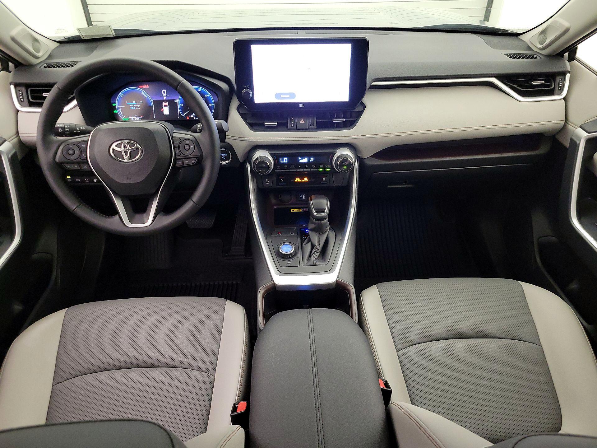 Thumbnail: 2025 Toyota RAV4 - 9
