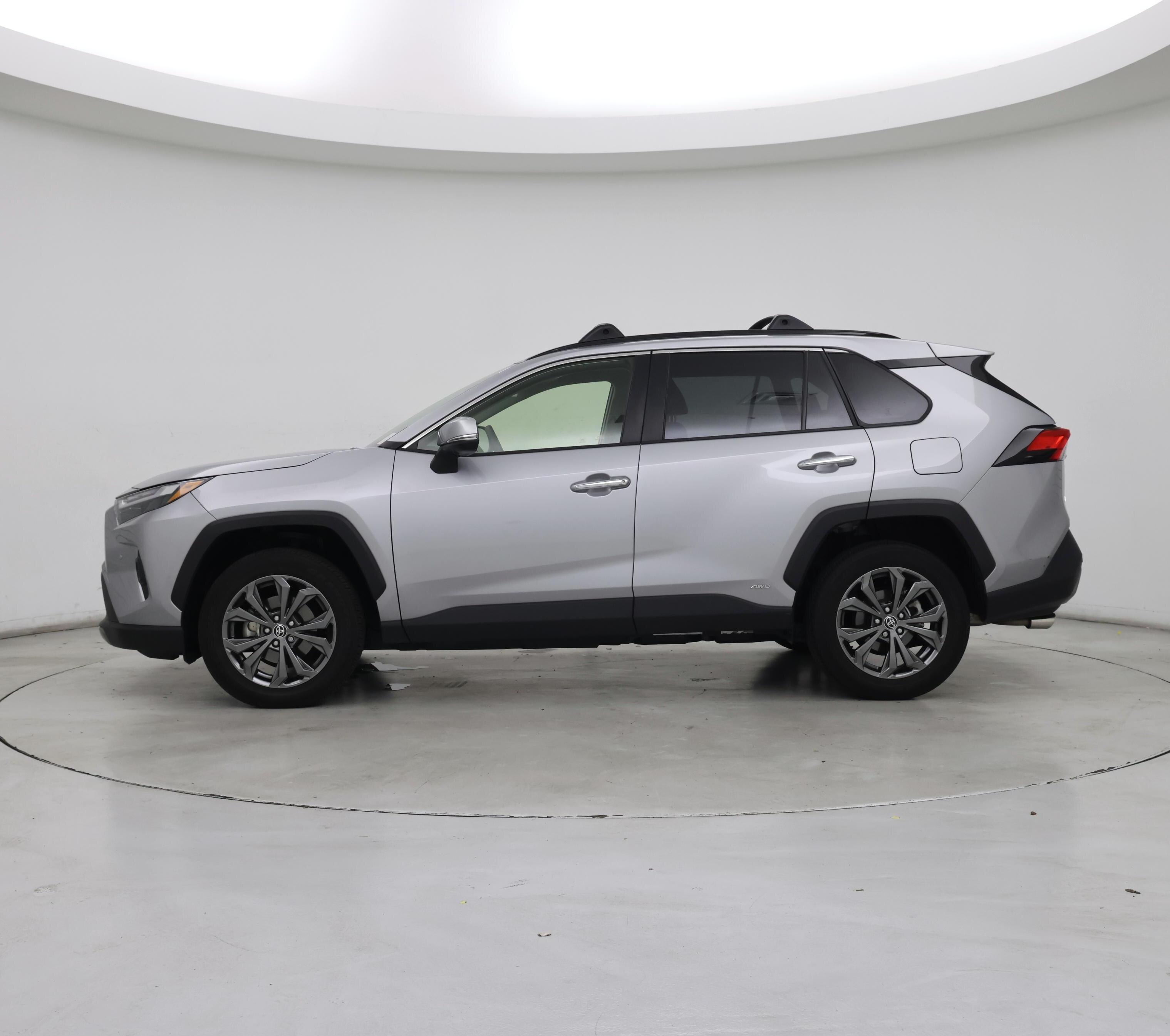 Thumbnail: 2025 Toyota RAV4 - 3