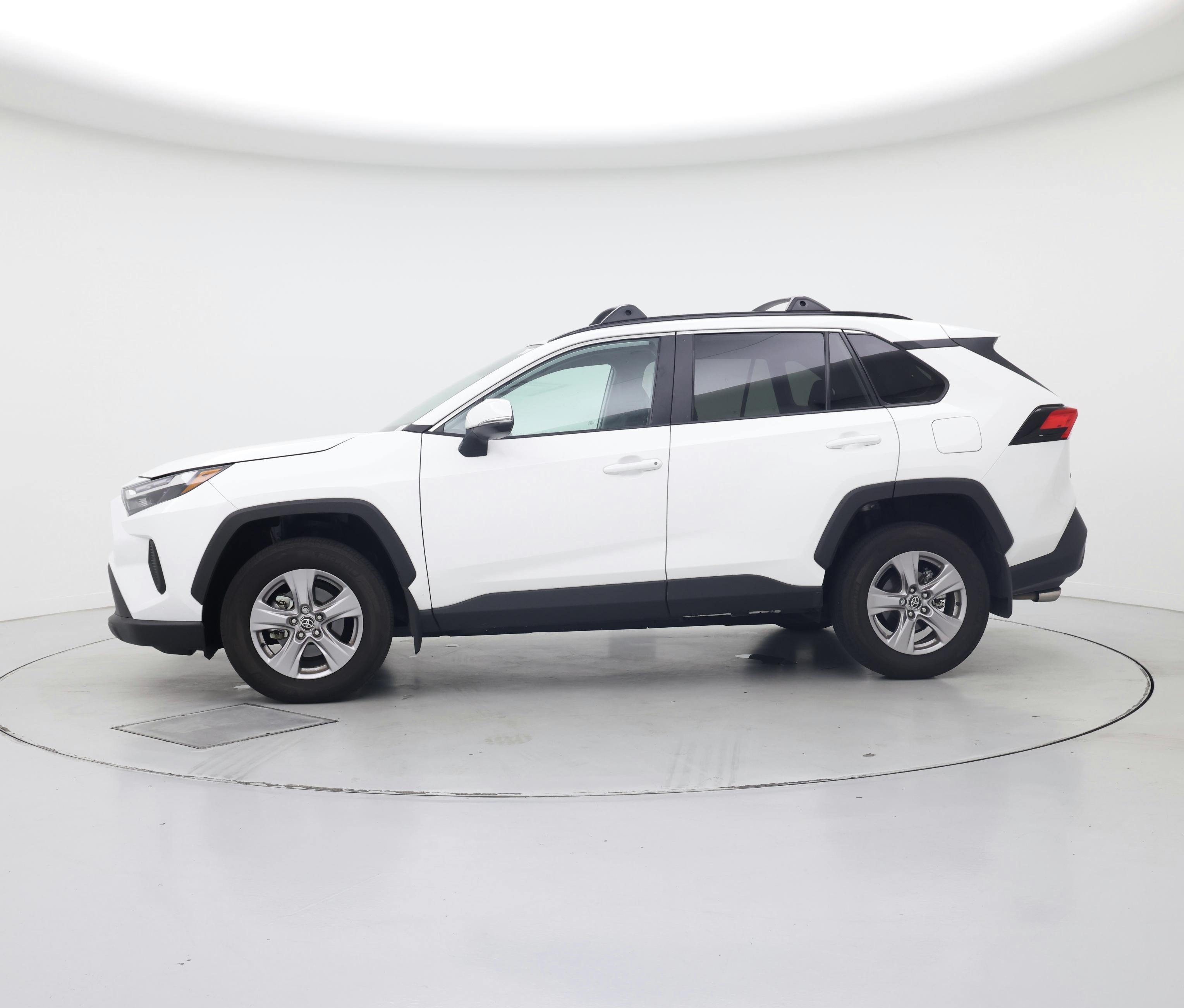 Thumbnail: 2025 Toyota RAV4 - 3