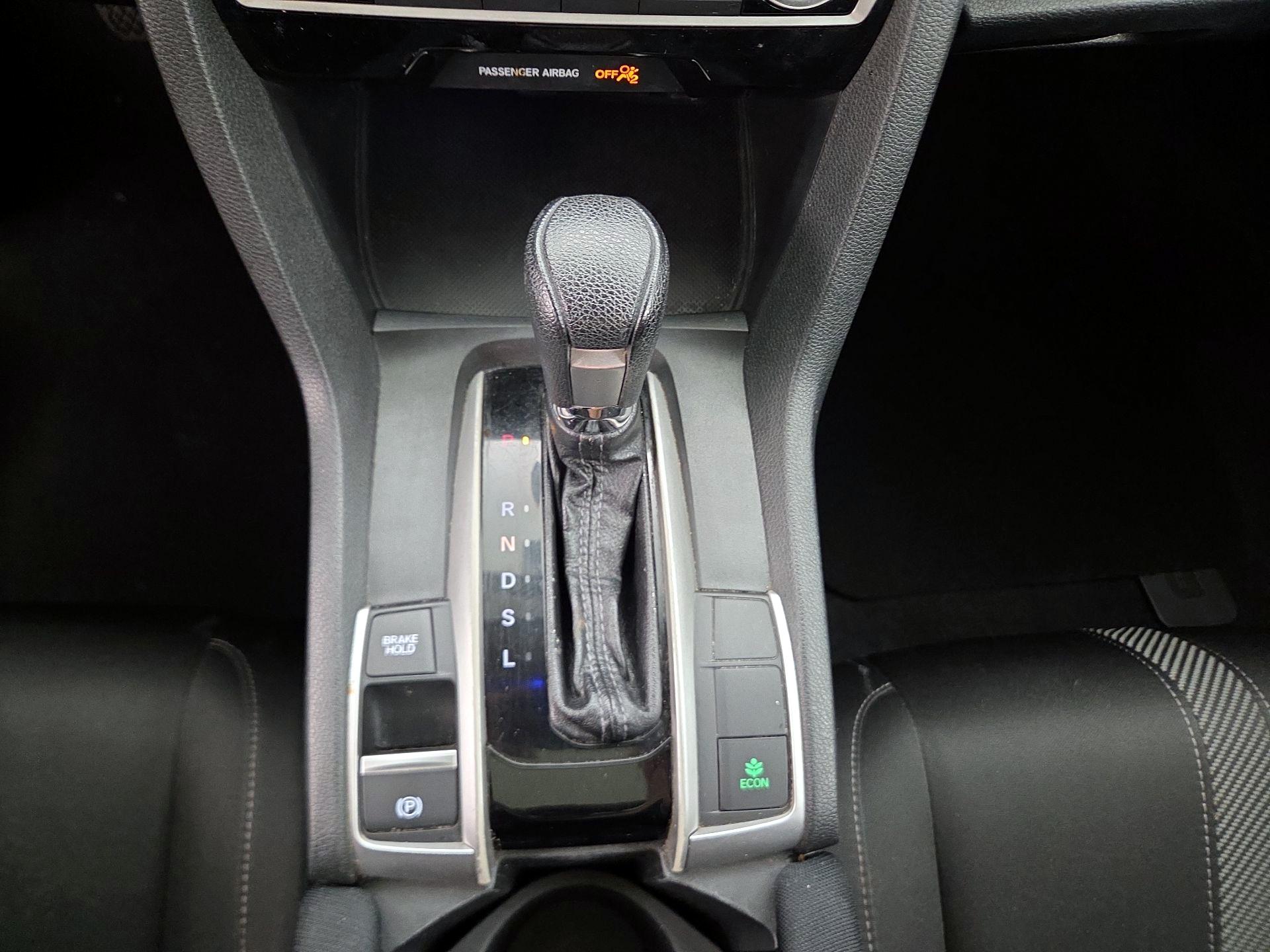 Thumbnail: 2016 Honda Civic - 17