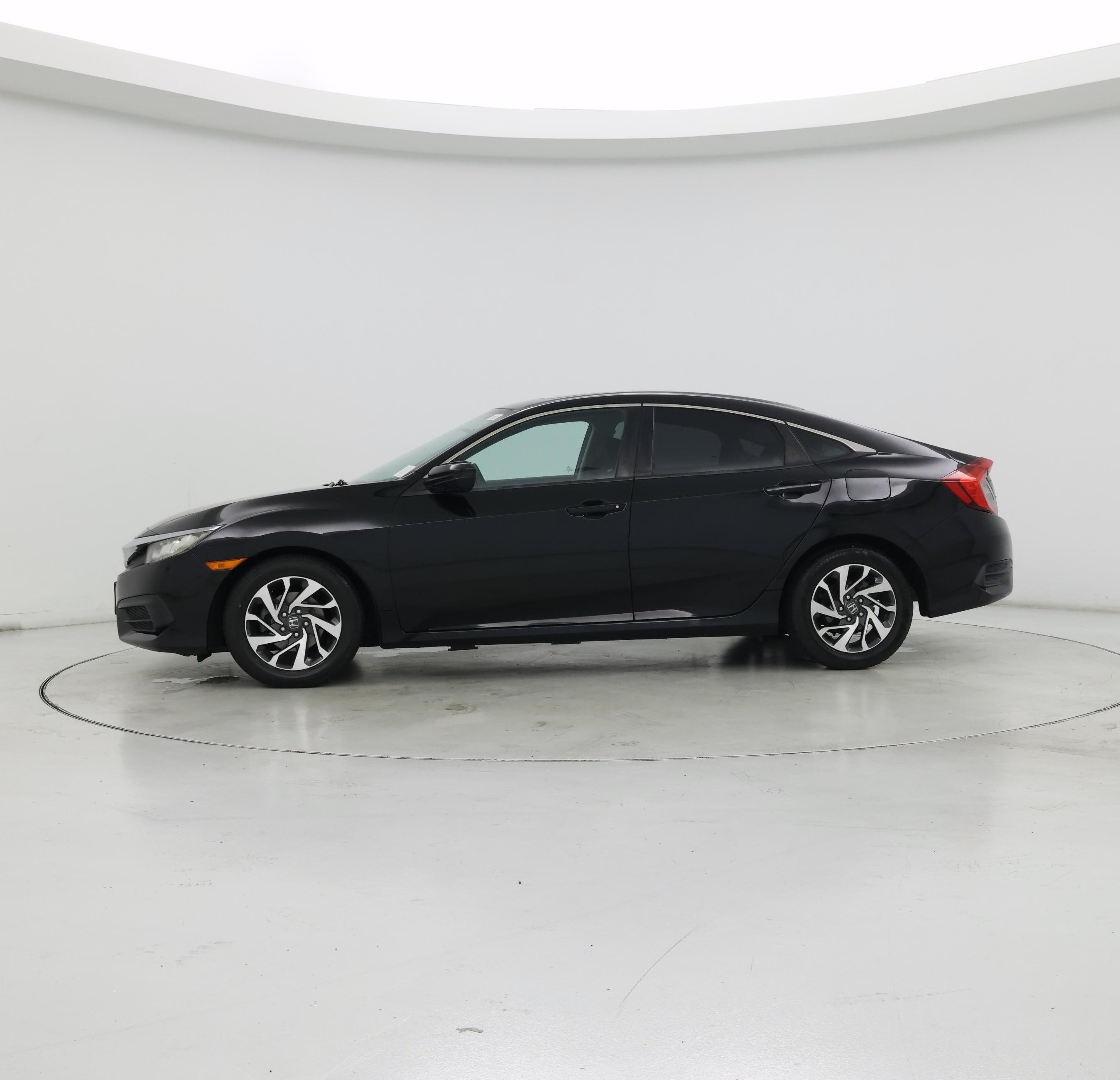 Thumbnail: 2016 Honda Civic - 3