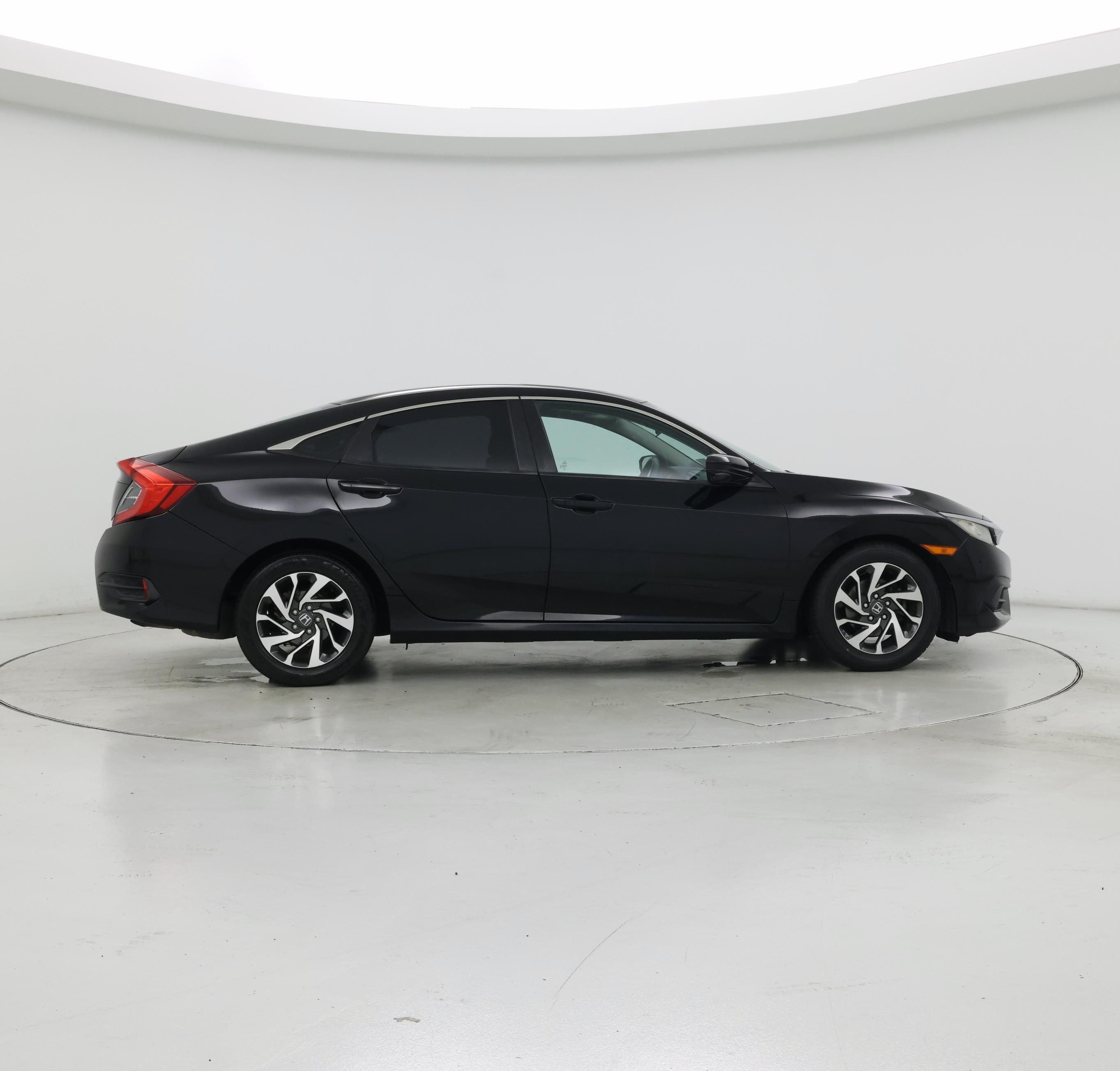 Thumbnail: 2016 Honda Civic - 7
