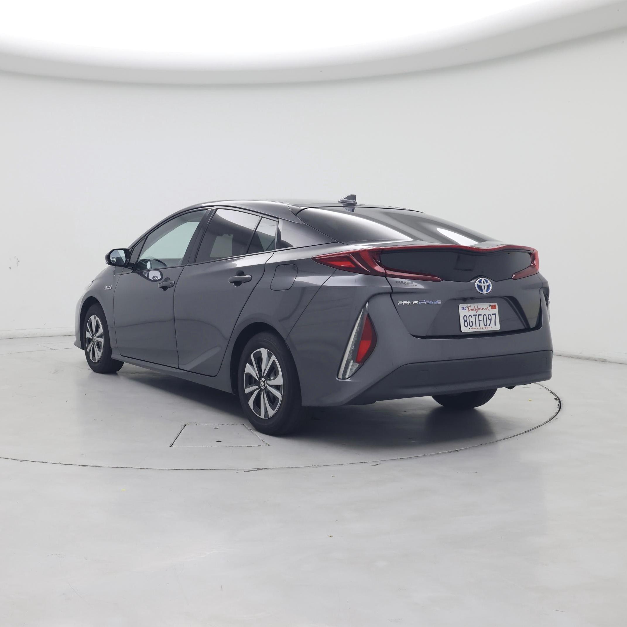 Thumbnail: 2018 Toyota Prius Prime - 2