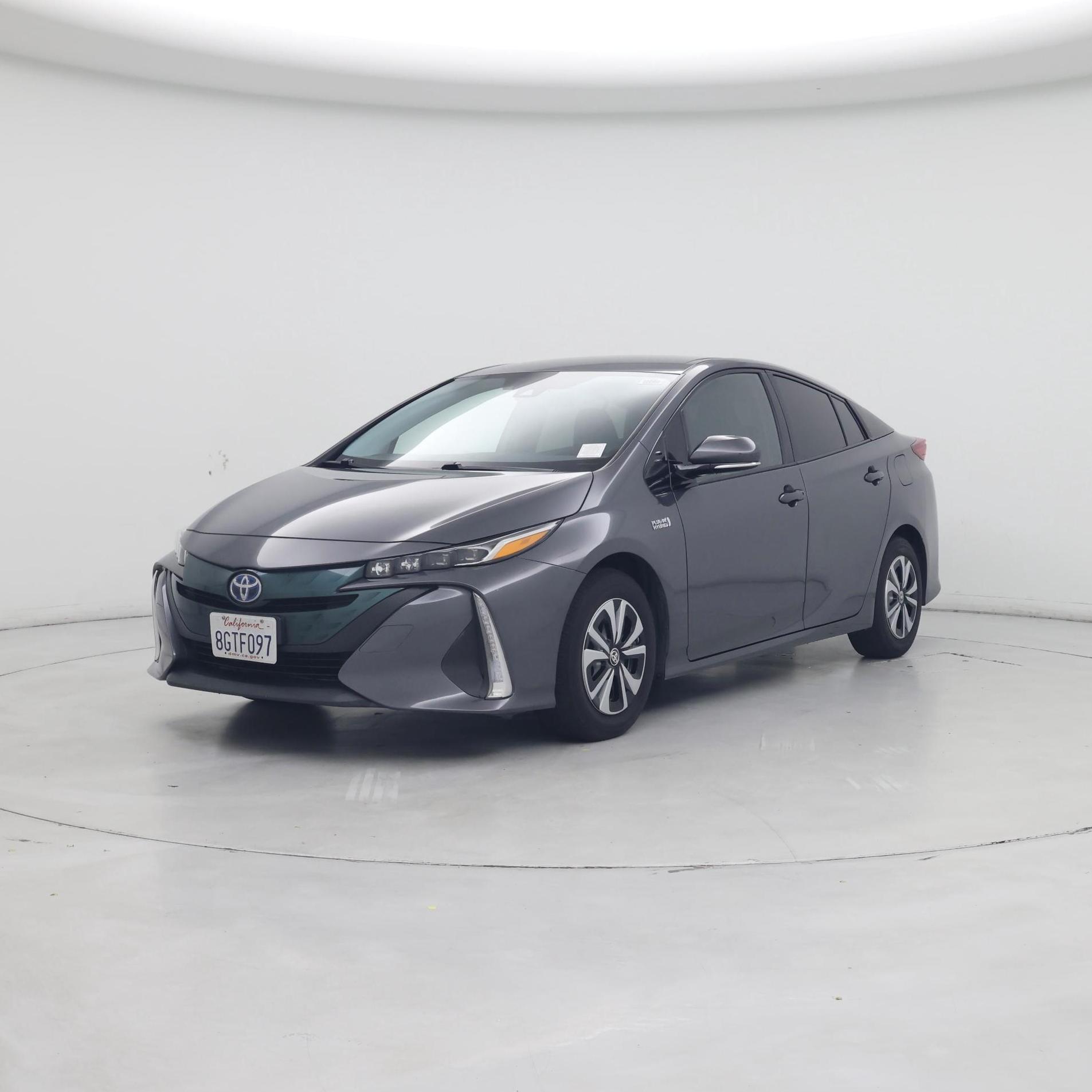 Thumbnail: 2018 Toyota Prius Prime - 4