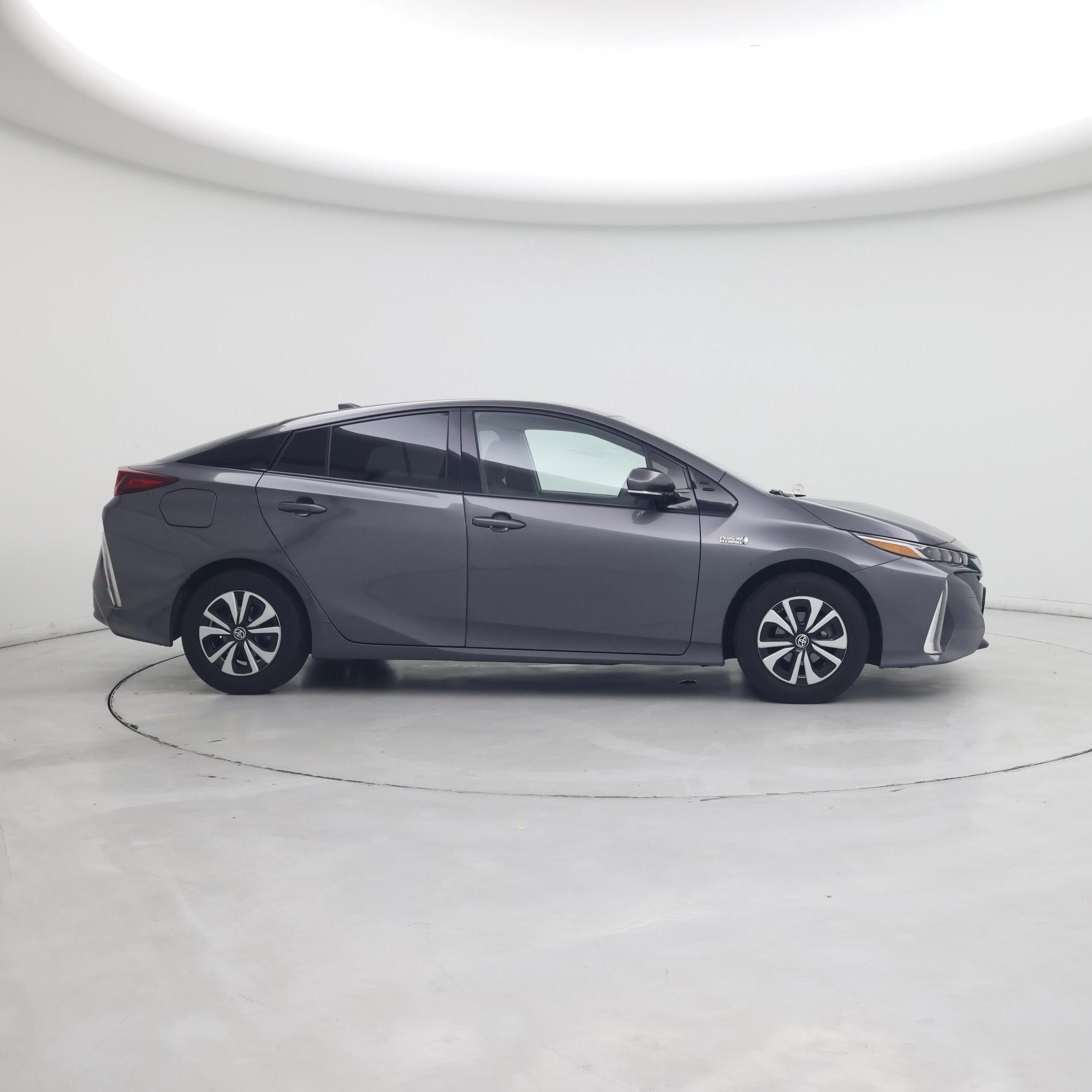 Thumbnail: 2018 Toyota Prius Prime - 7