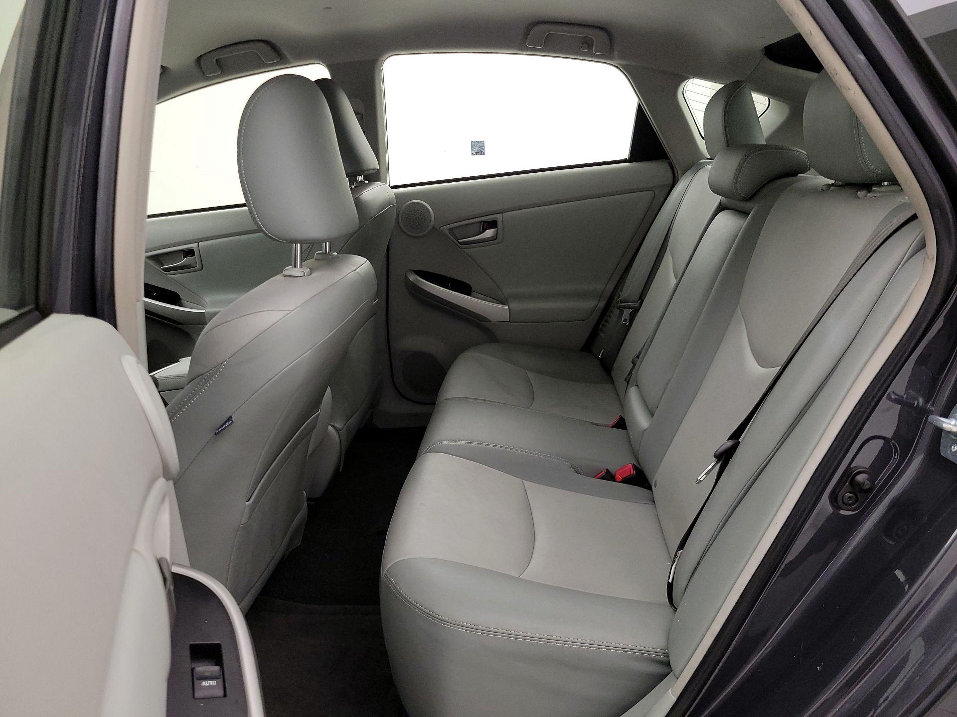 Thumbnail: 2014 Toyota Prius - 20