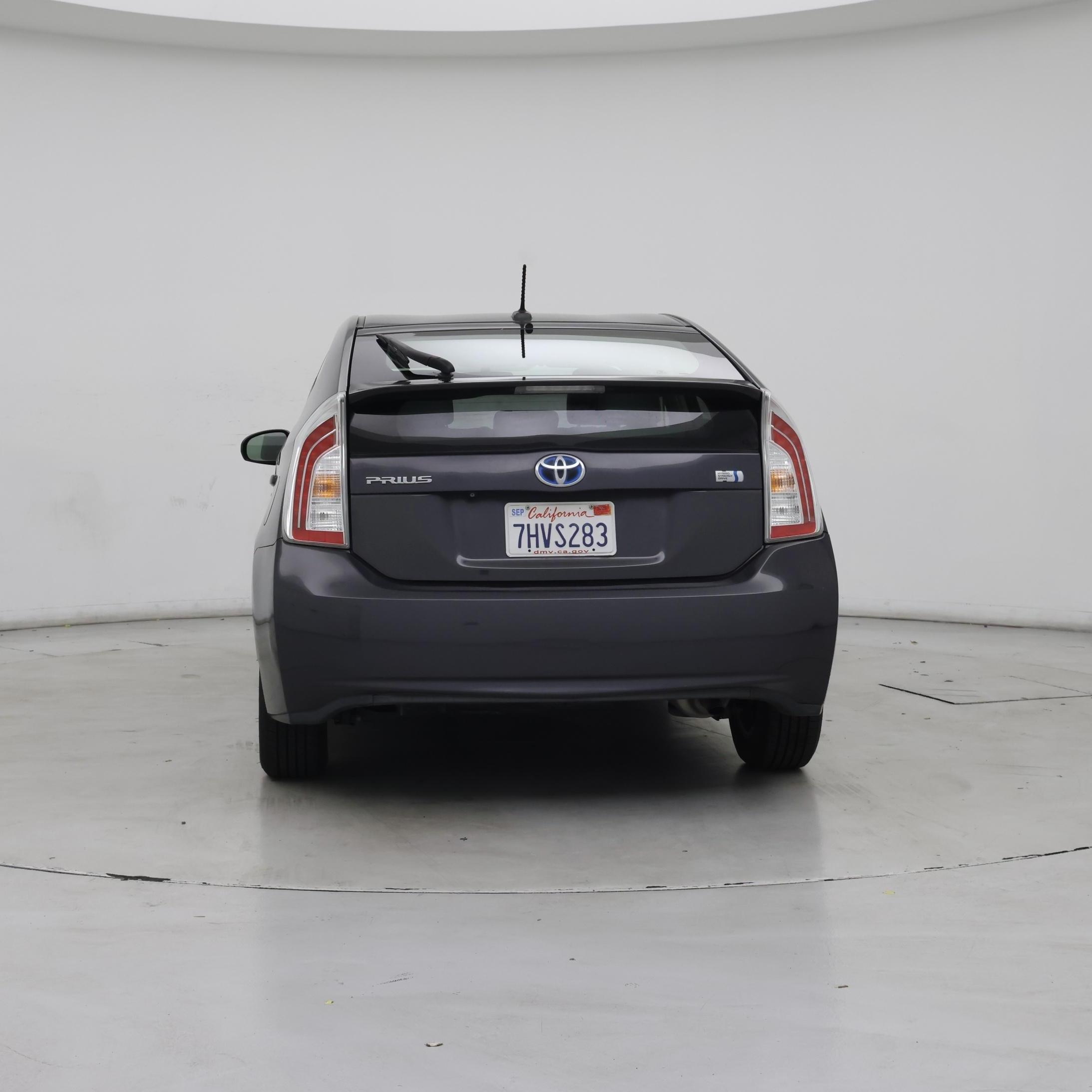 Thumbnail: 2014 Toyota Prius - 6