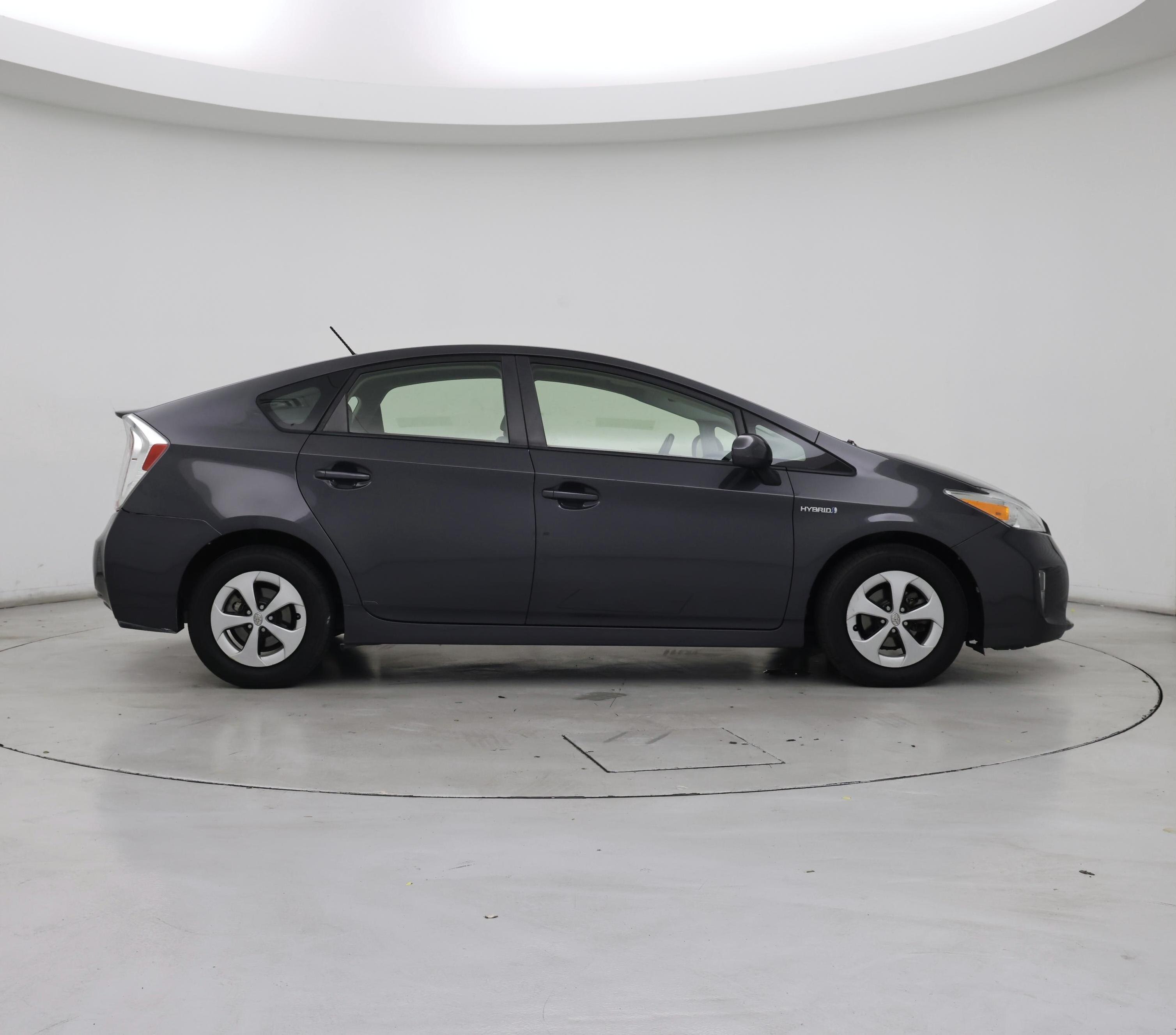 Thumbnail: 2014 Toyota Prius - 7