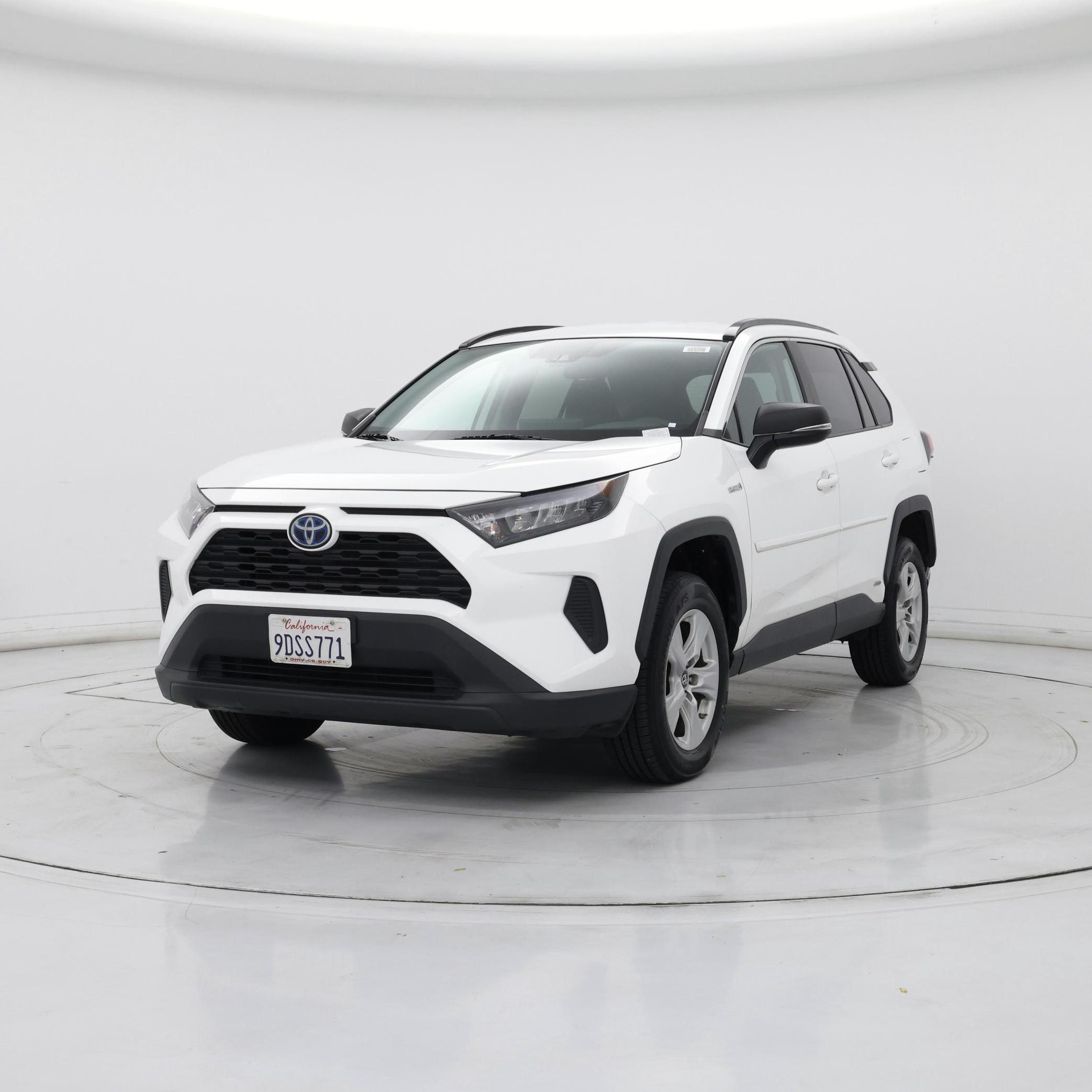 Thumbnail: 2020 Toyota RAV4 - 4