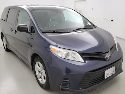 2018 Toyota Sienna LE