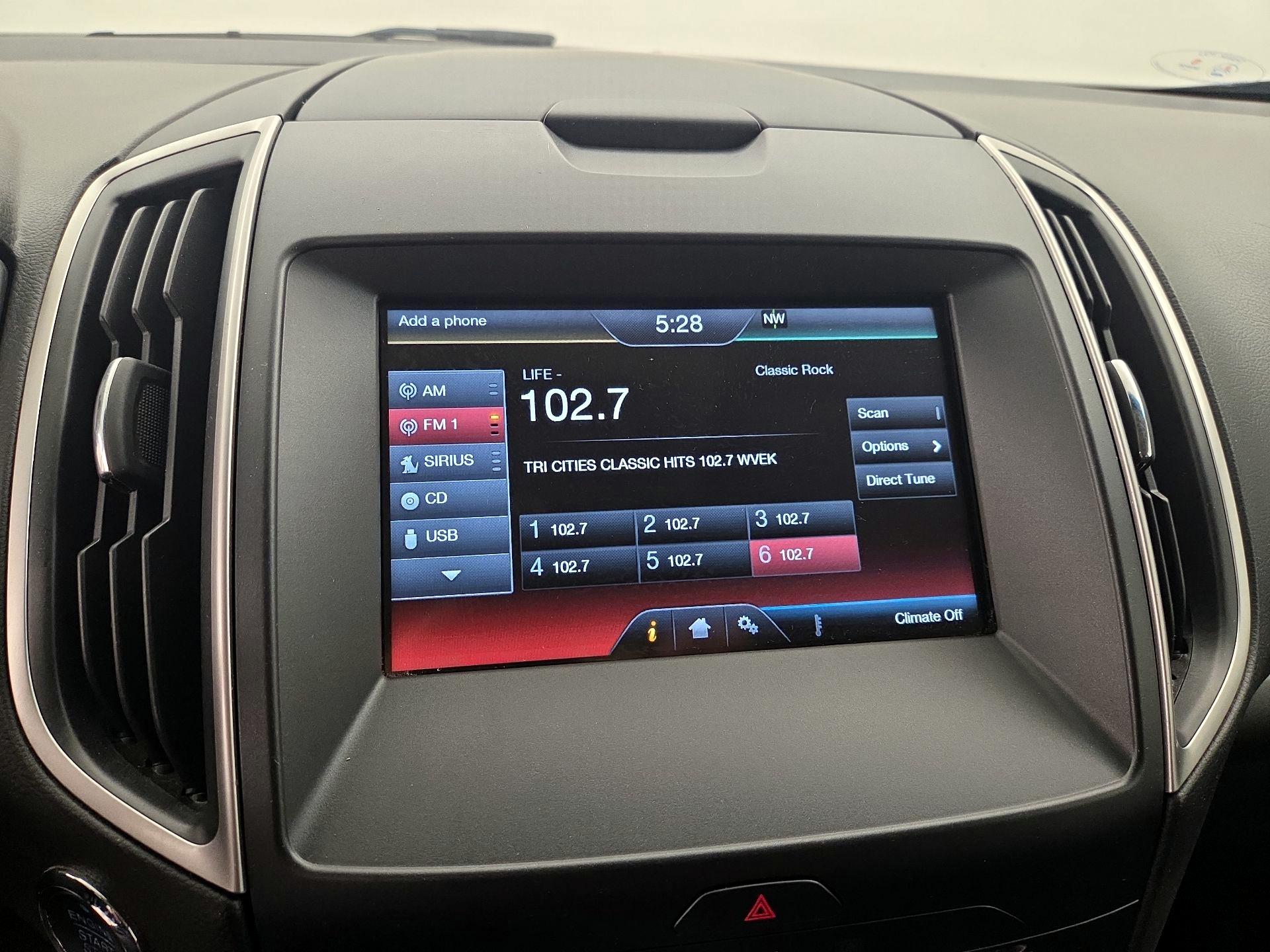 Thumbnail: 2015 Ford Edge - 16