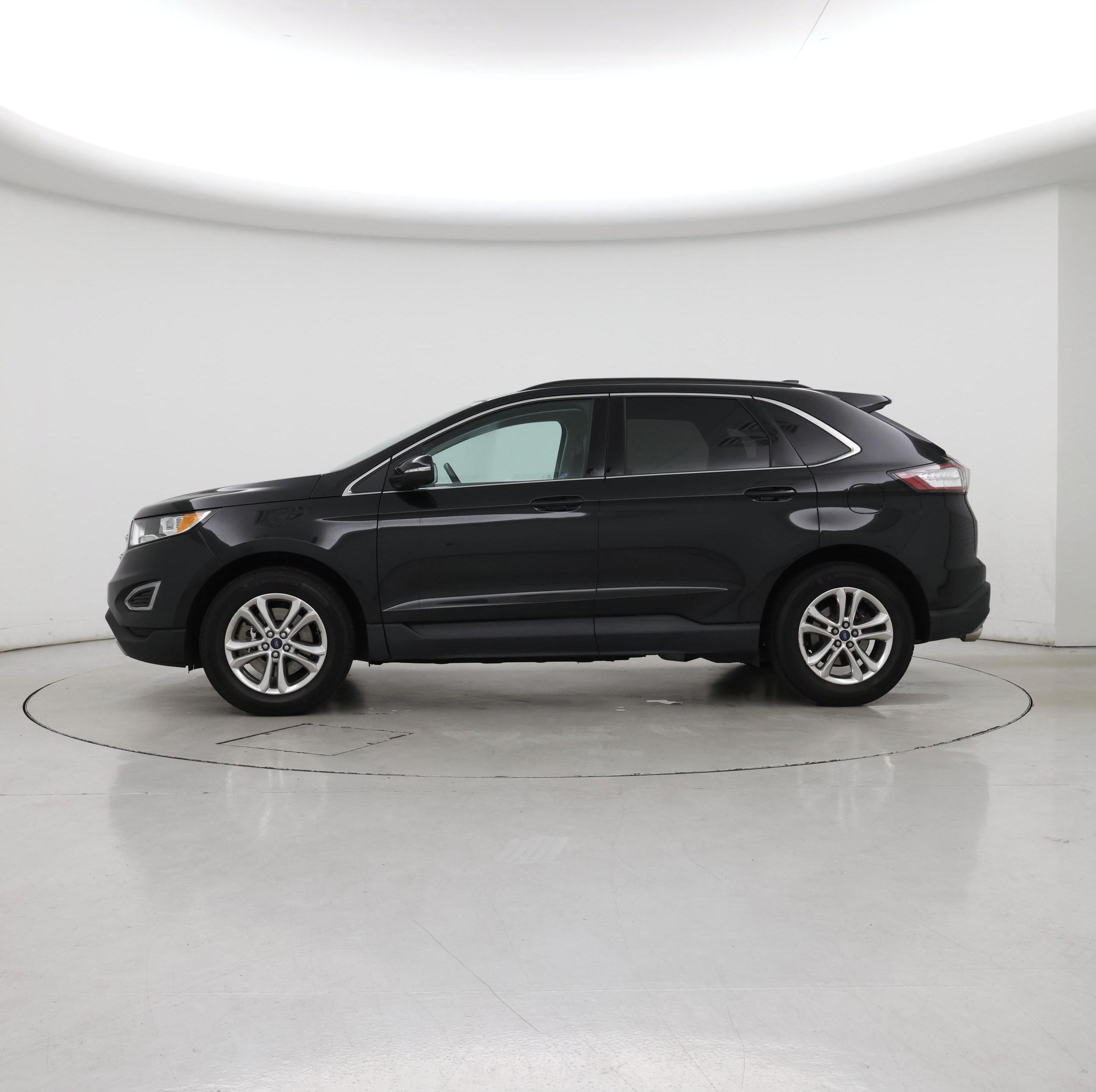 Thumbnail: 2015 Ford Edge - 3