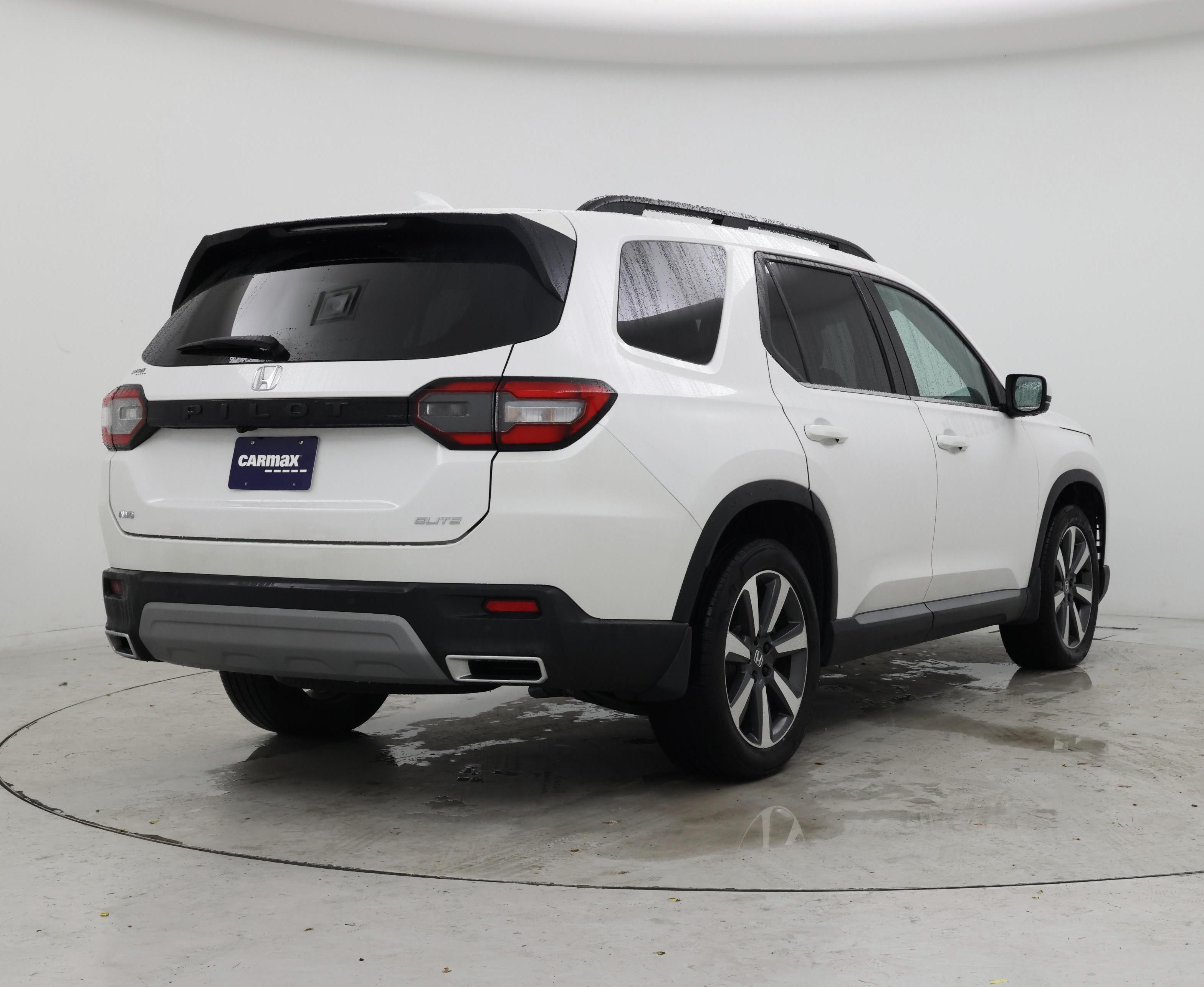 Thumbnail: 2023 Honda Pilot - 8