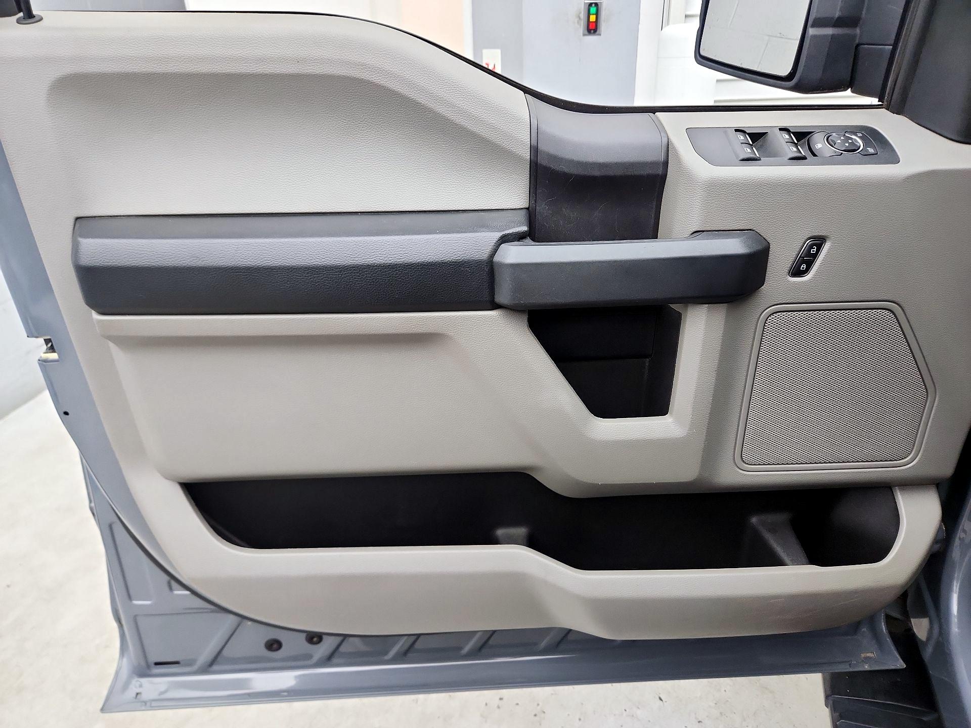 Thumbnail: 2019 Ford F-150 - 12