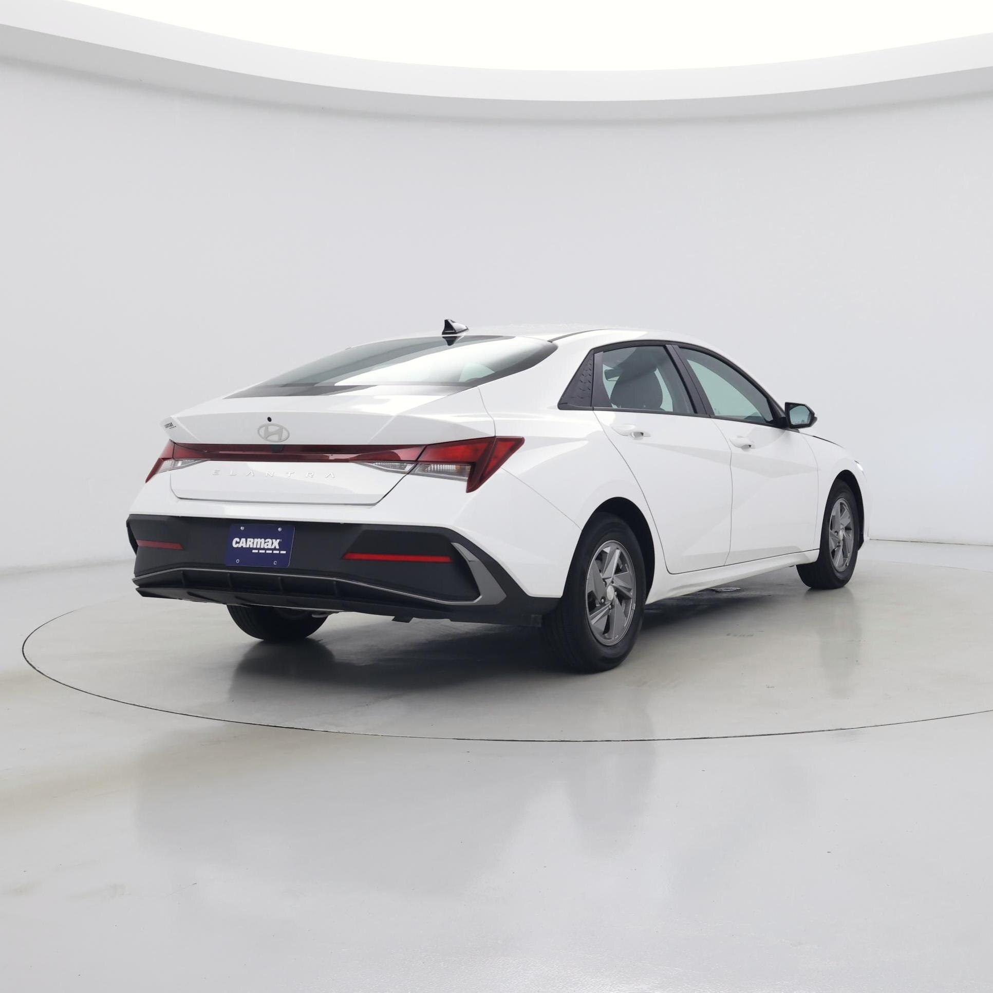 Thumbnail: 2025 Hyundai Elantra - 8