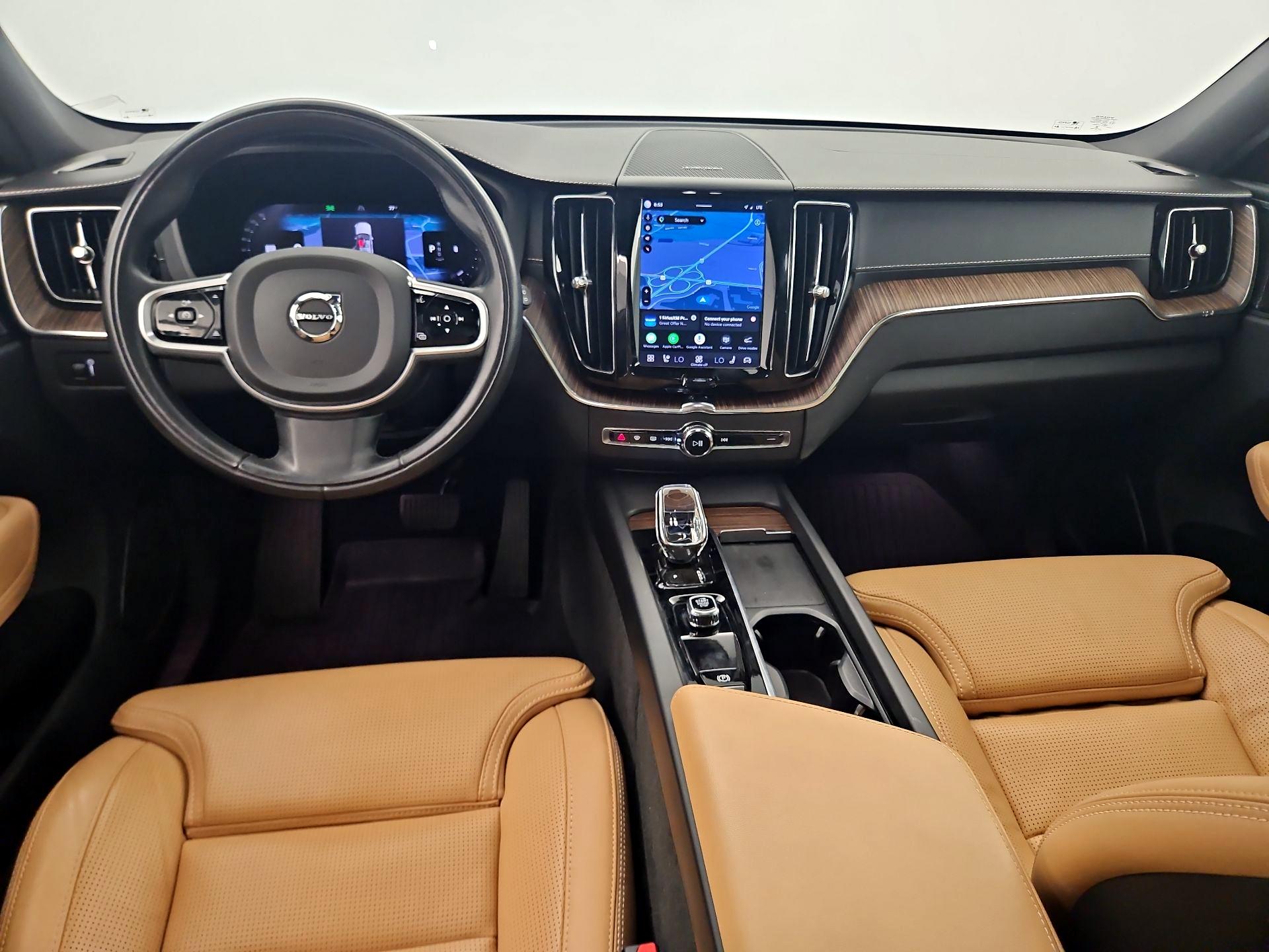 Thumbnail: 2022 Volvo XC60 - 9