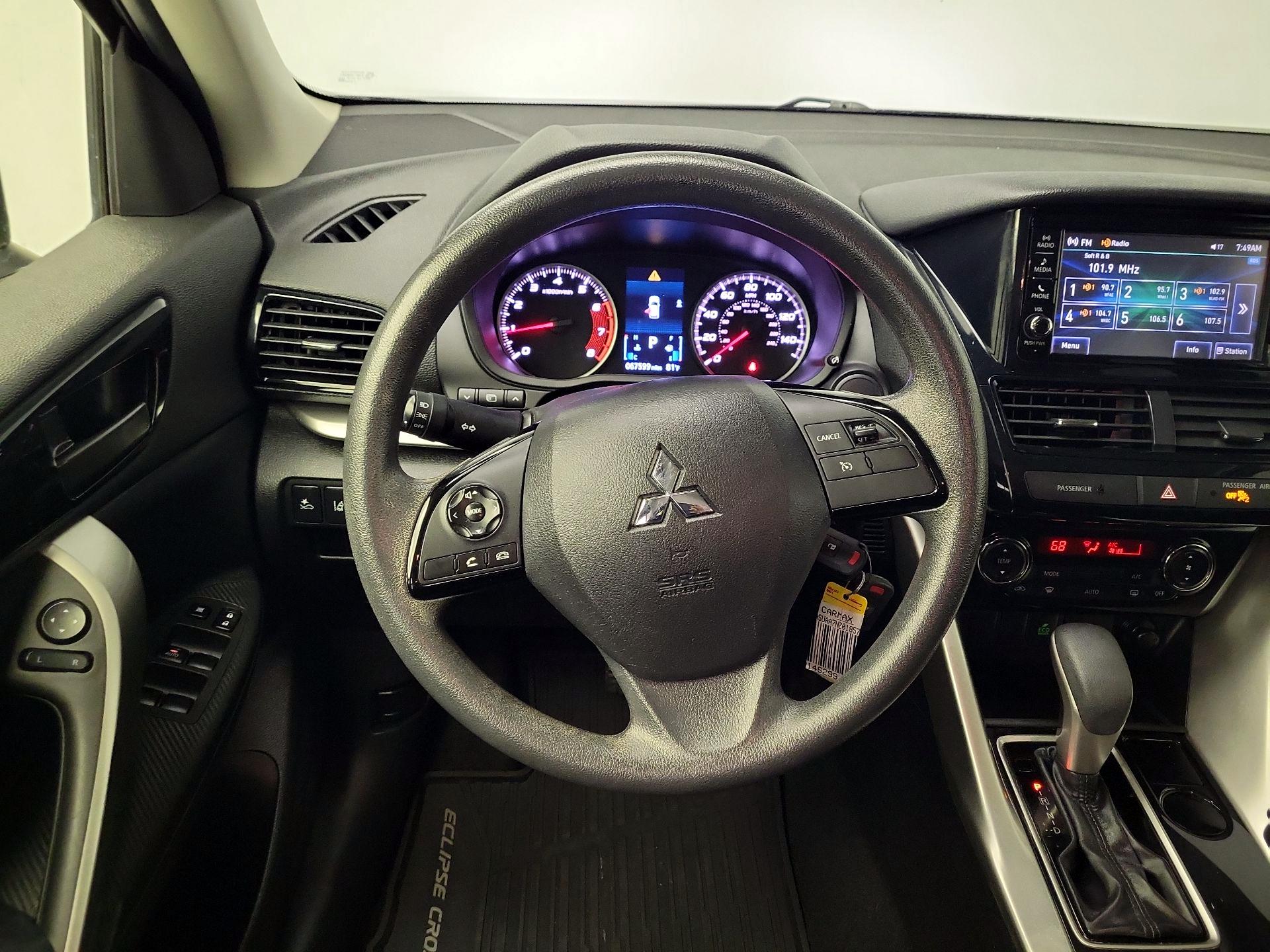 Thumbnail: 2022 Mitsubishi Eclipse Cross - 10
