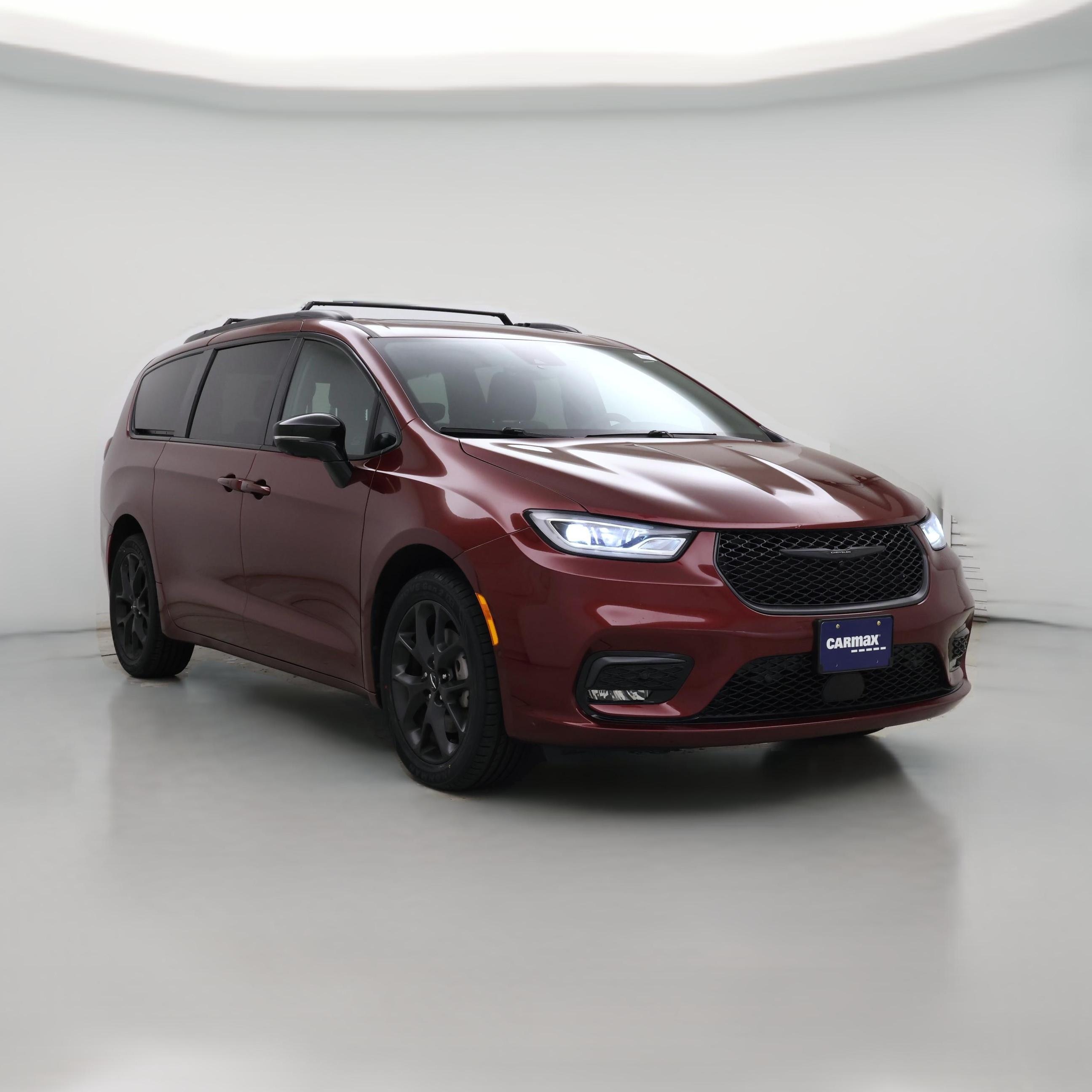 Thumbnail: 2023 Chrysler Pacifica - 1