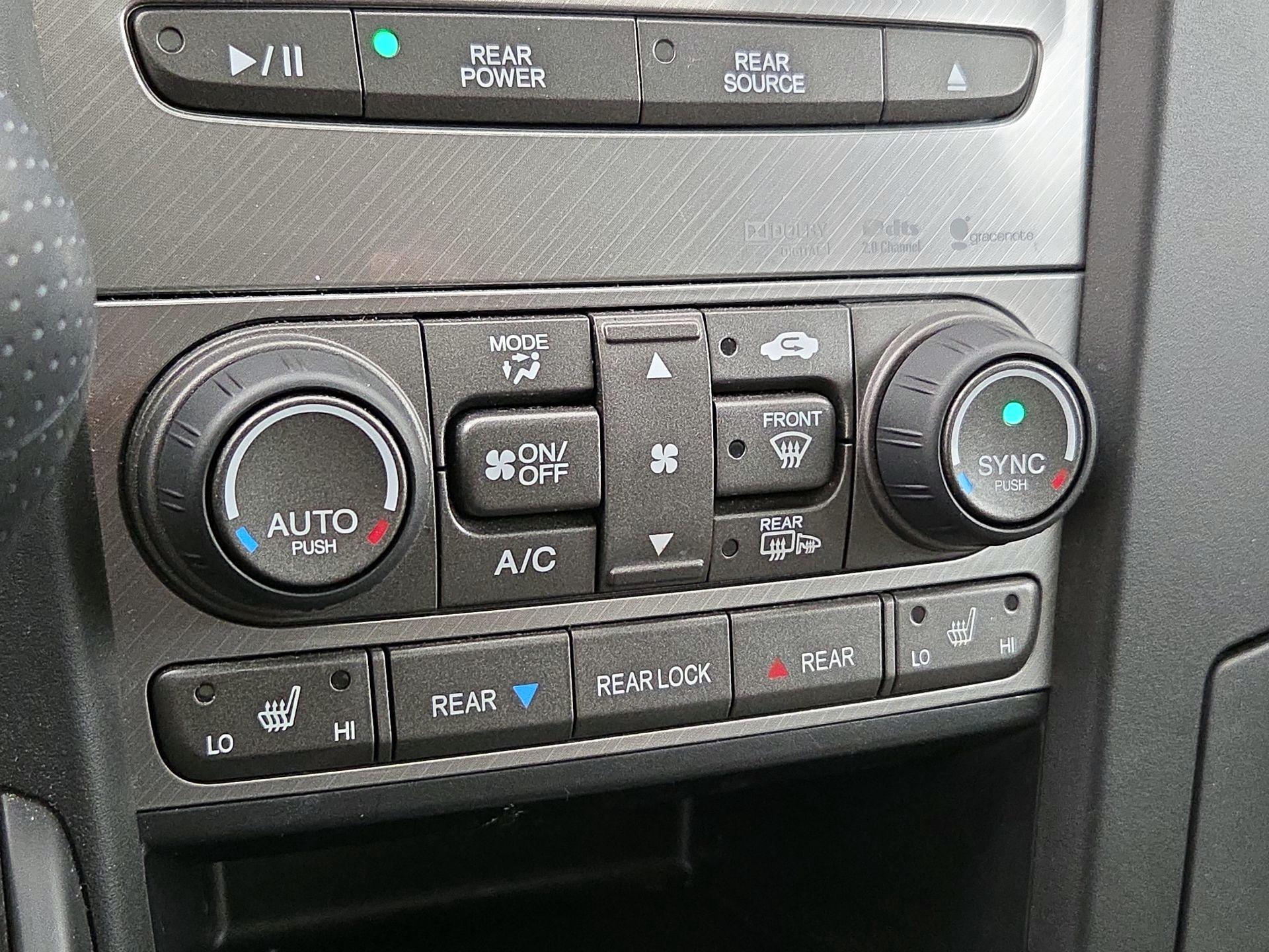 Thumbnail: 2014 Honda Pilot - 16