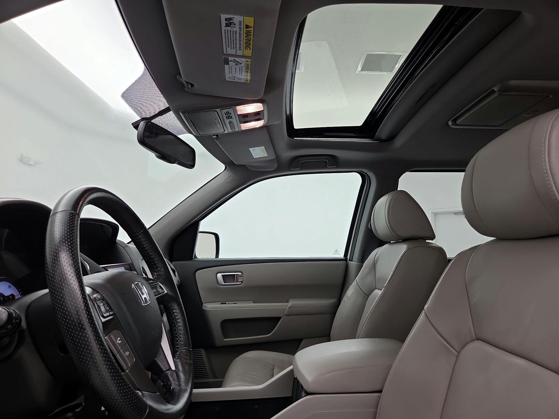 Thumbnail: 2014 Honda Pilot - 19