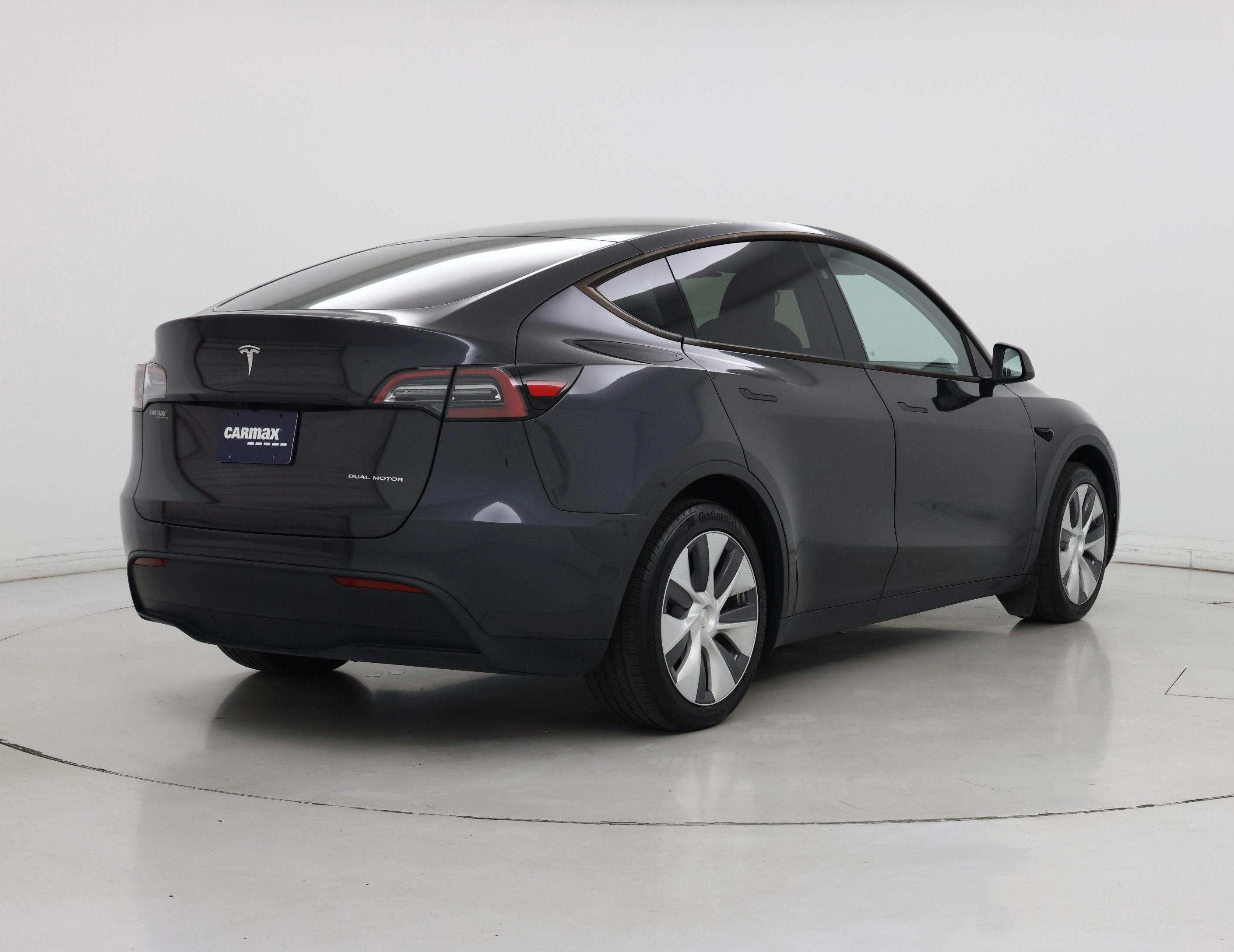 Thumbnail: 2024 Tesla Model Y - 8